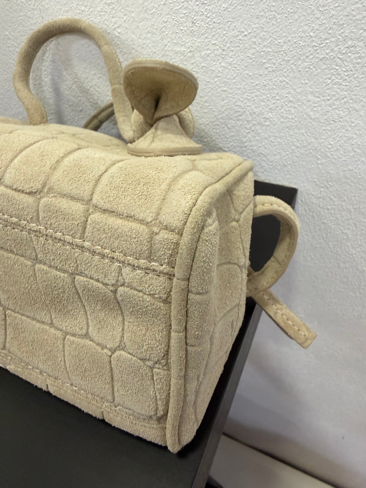 Jacquemus Le turismo Piccola Suede