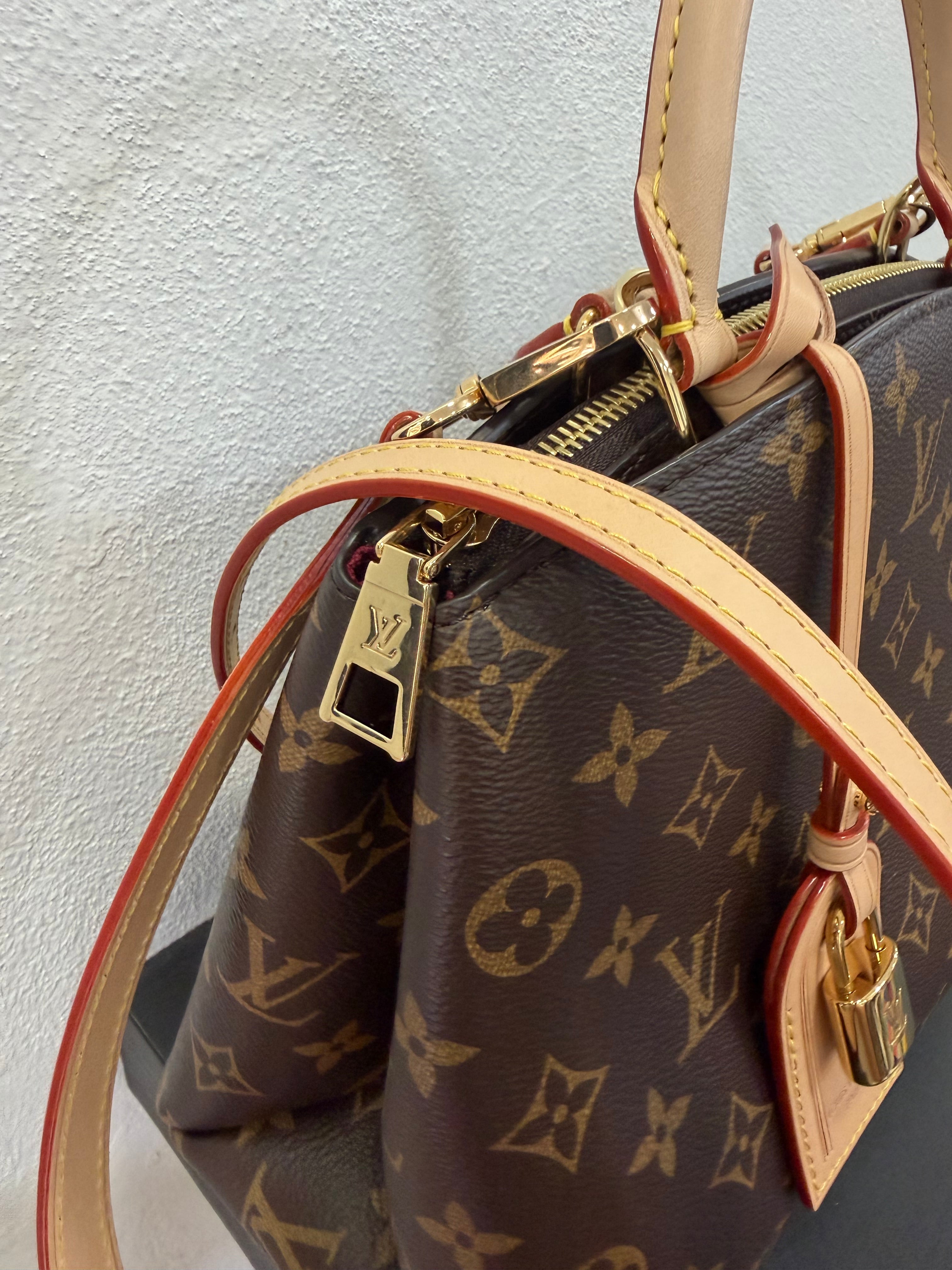 Louis Vuitton Petit Palais Monogram