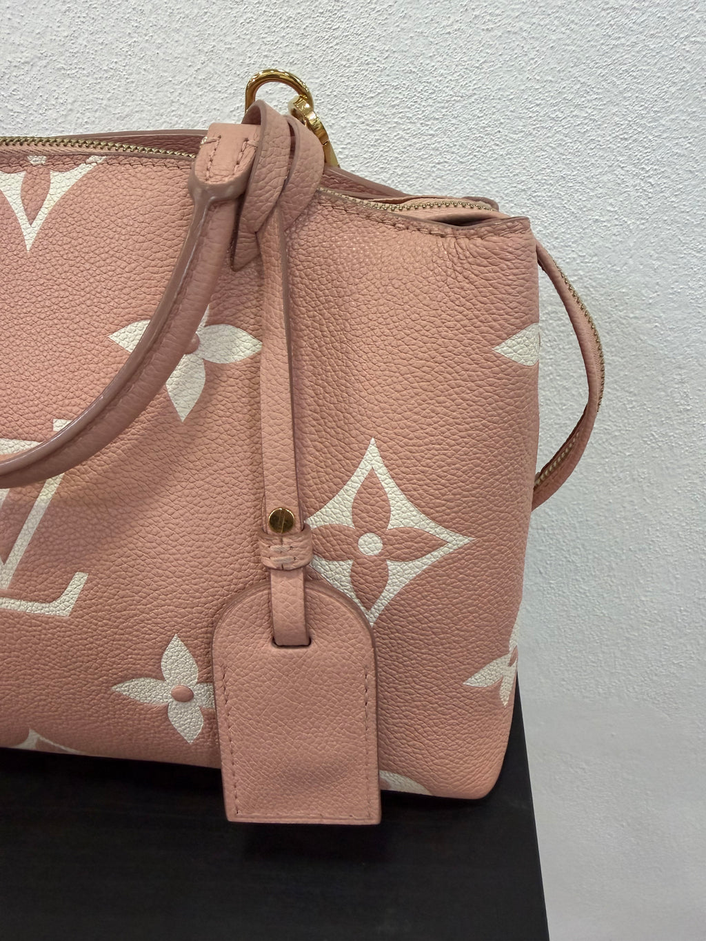 Louis Vuitton Petit Palais Empreinte rosa