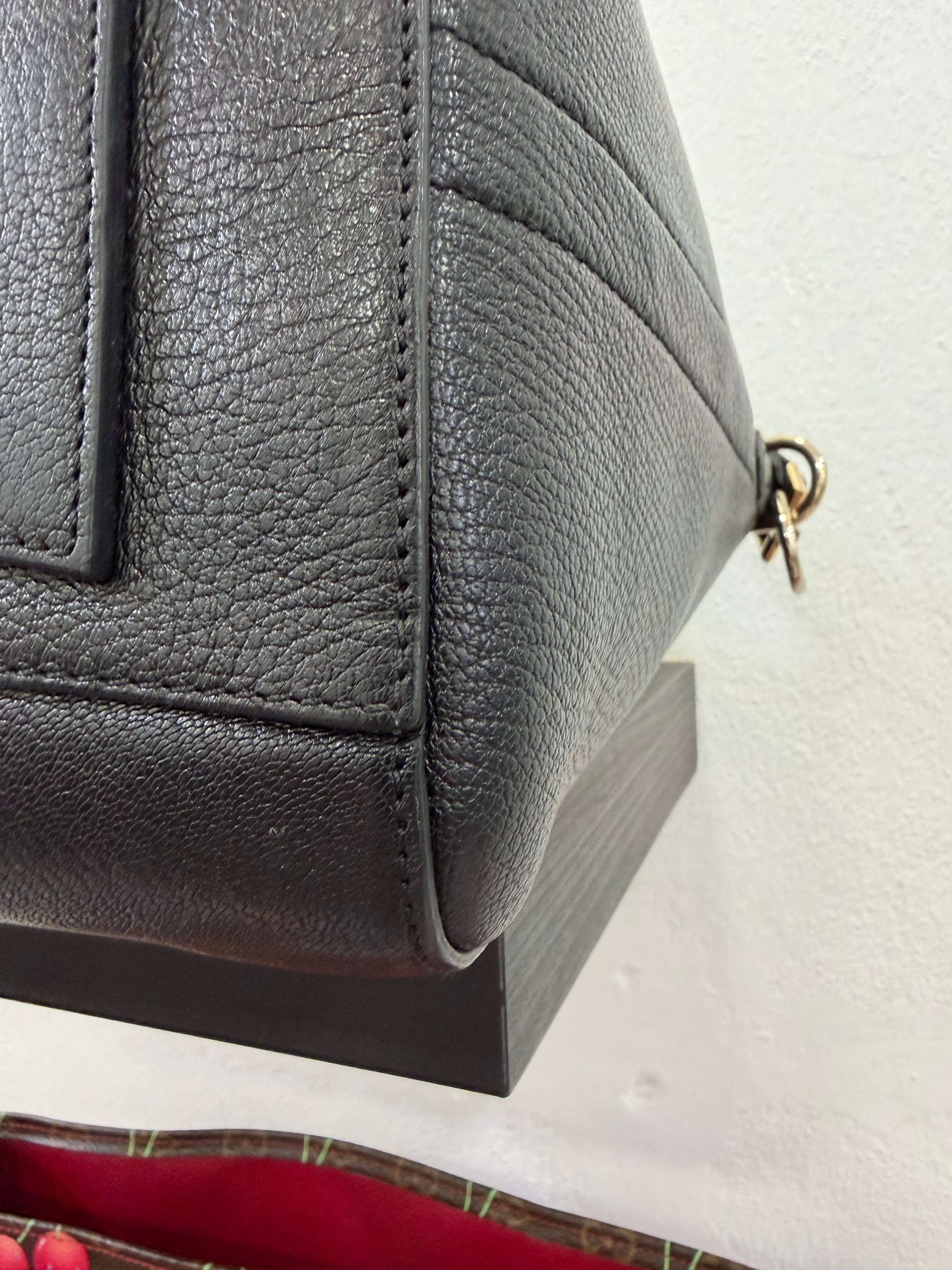Givenchy Antigona Medium