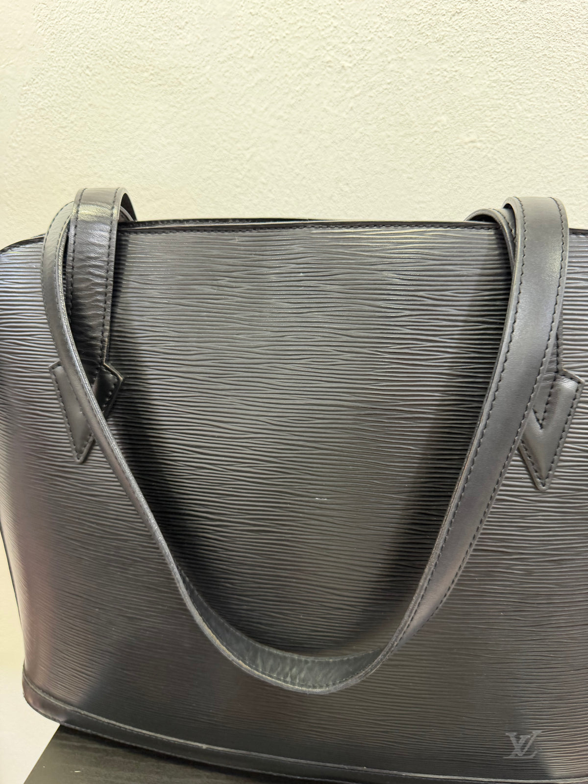 Louis Vuitton Lussac Epi Nero