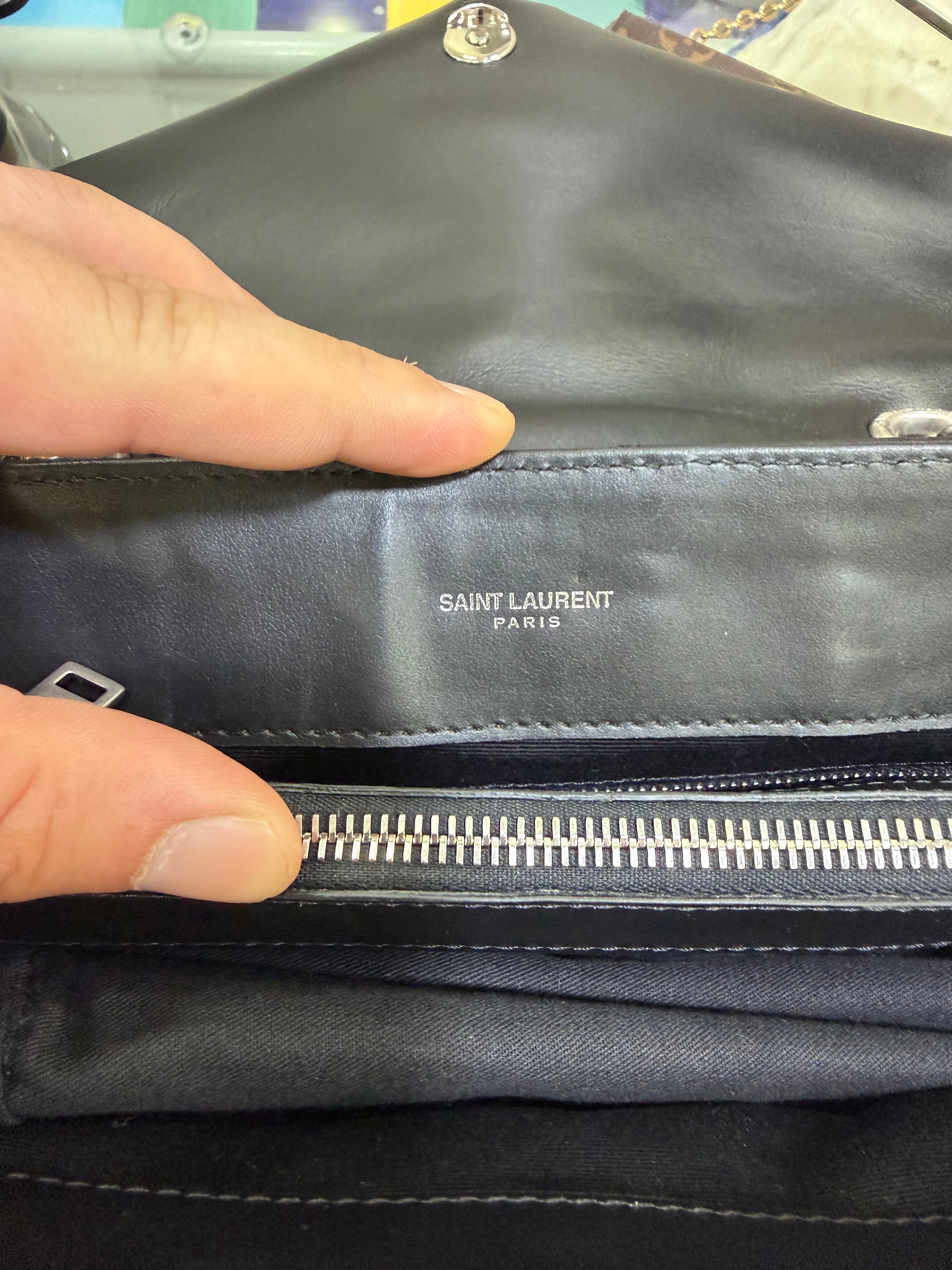 Saint Laurent Lou Lou Media