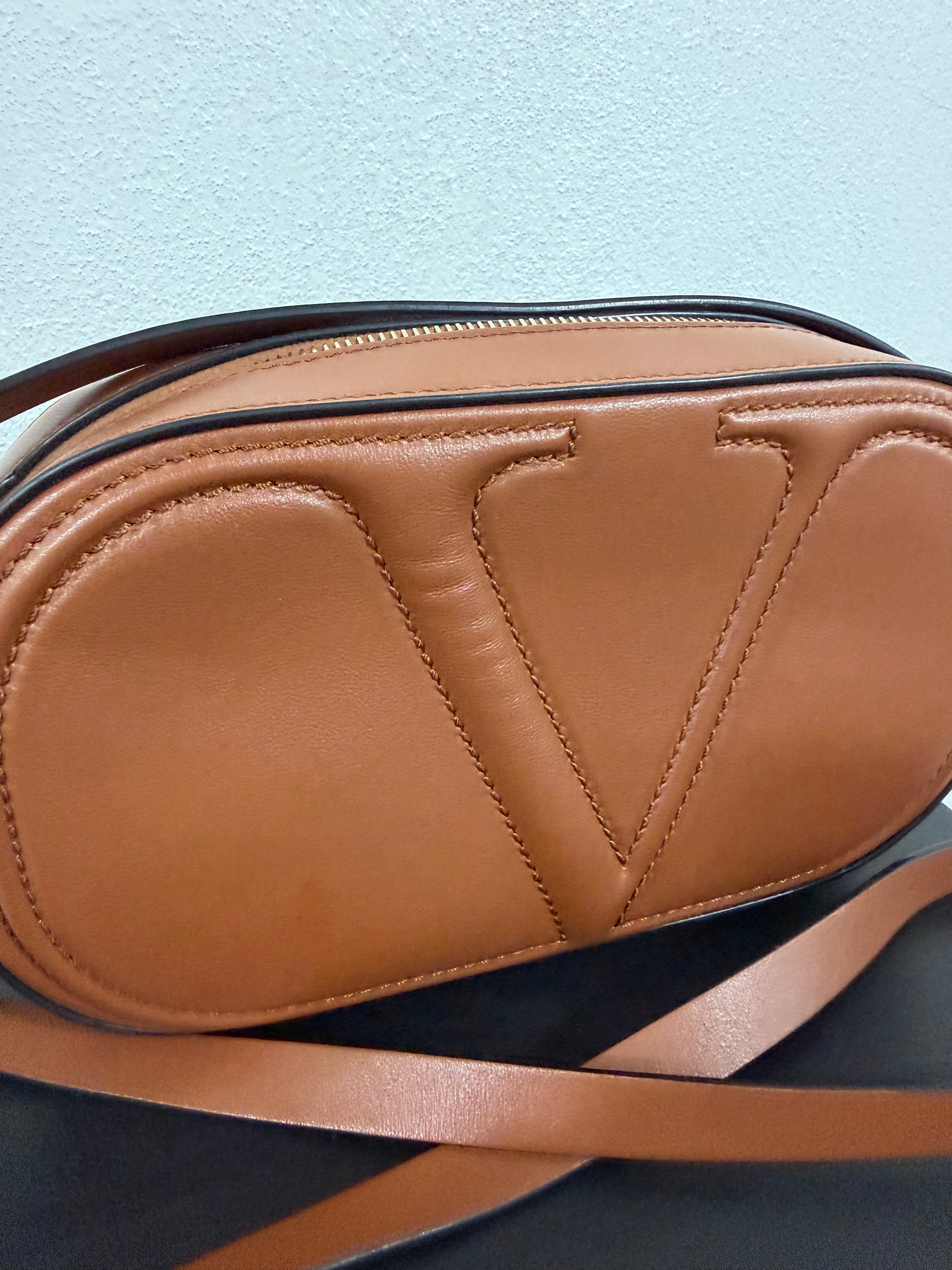 Valentino Garavani Camera Bag V Logo