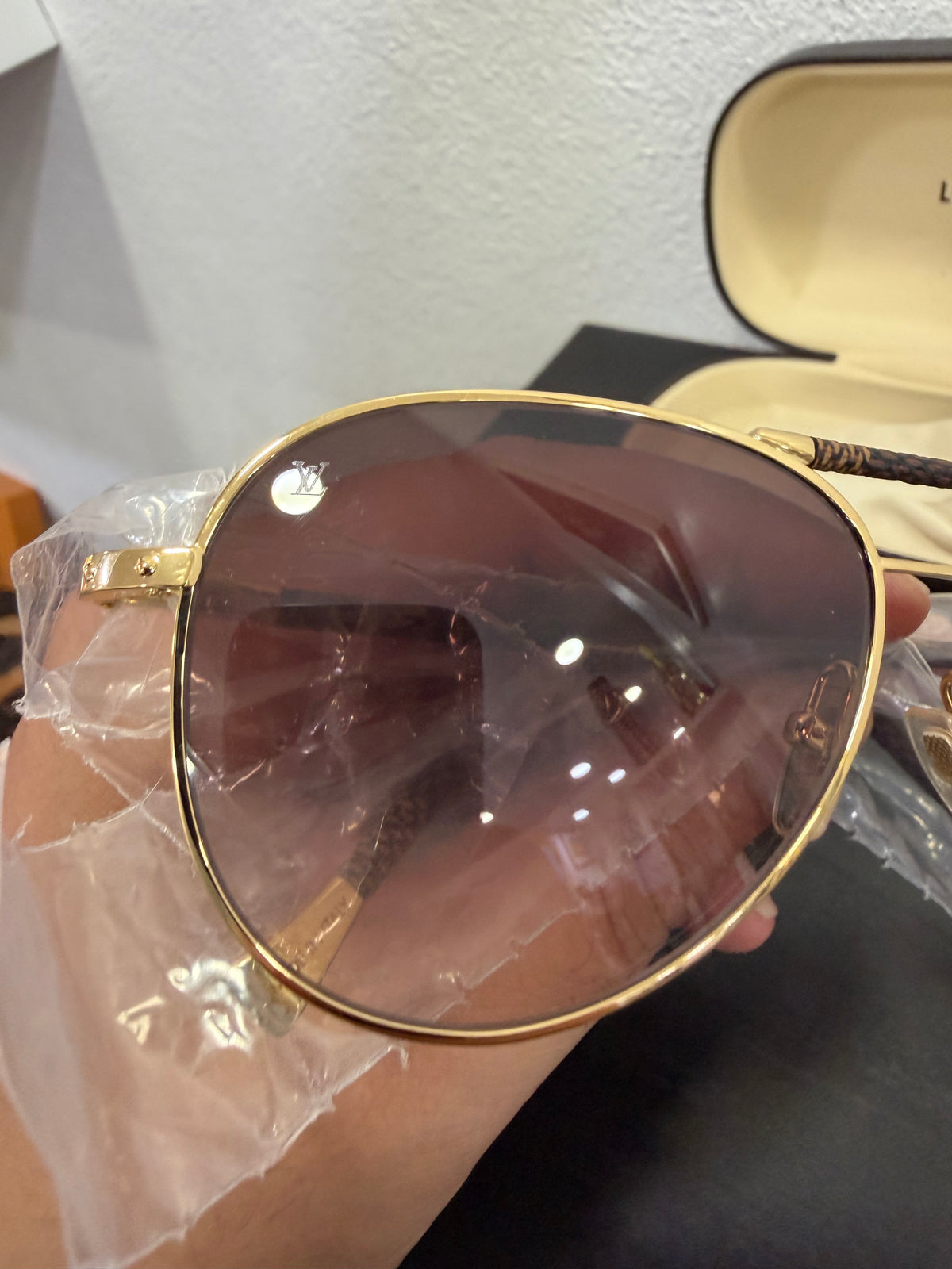 Louis Vuitton Occhiali da sole Aviator Damier