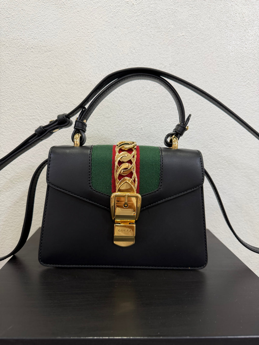 Gucci Sylvie Top Handle Con tracolla