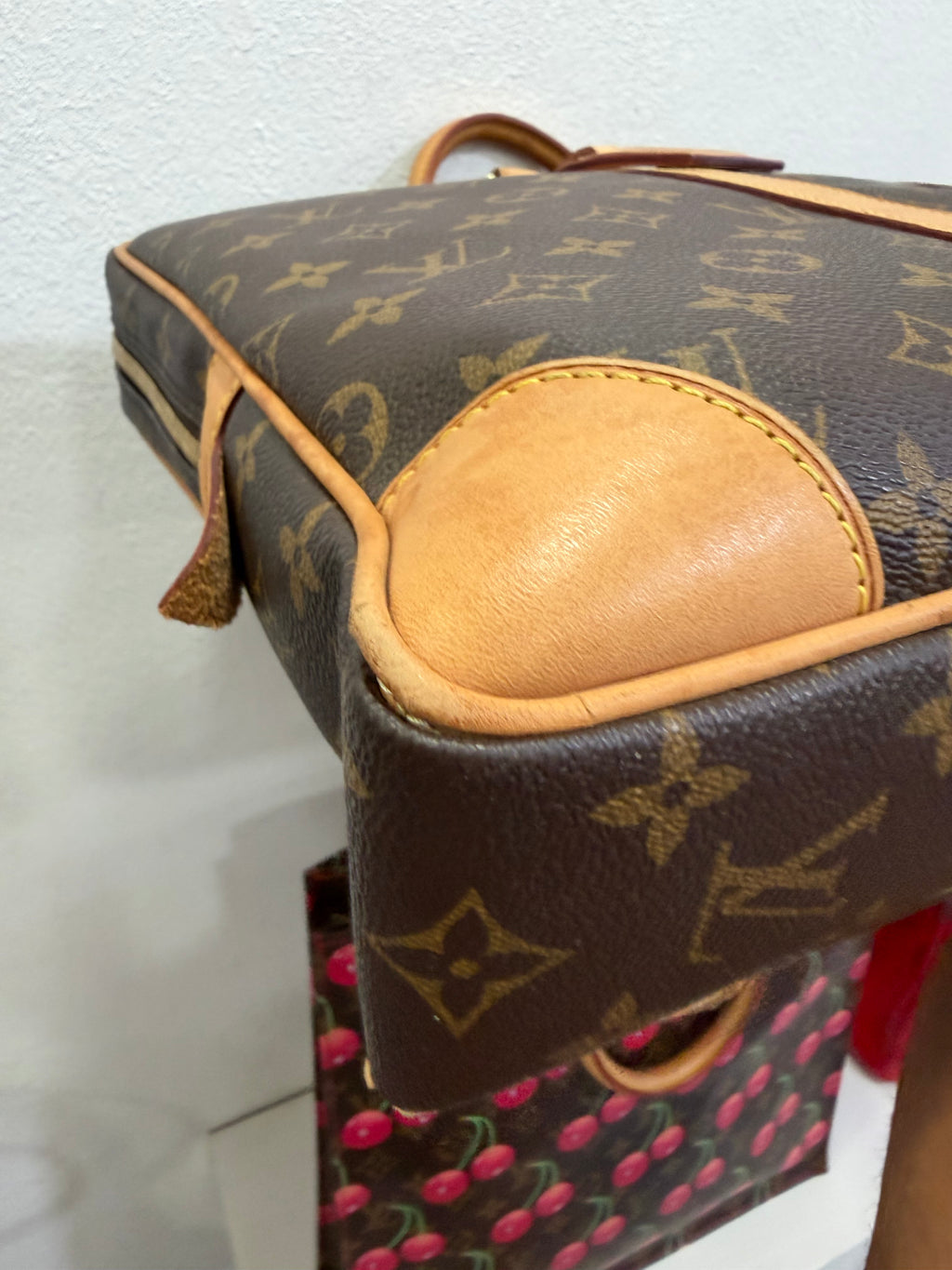 Louis Vuitton Port document Voyage Monogram
