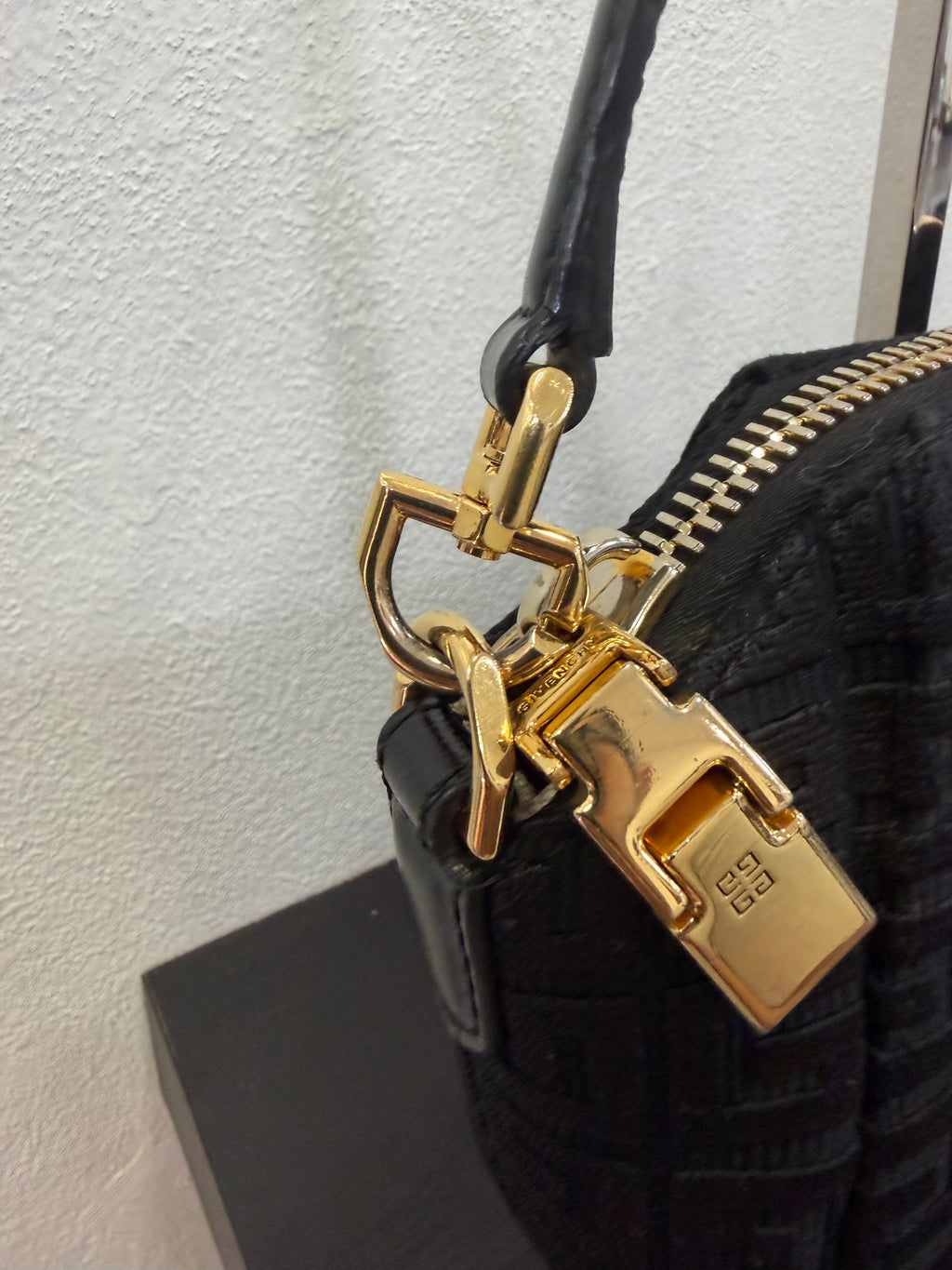 Givenchy Antigona Mini in tela 4G