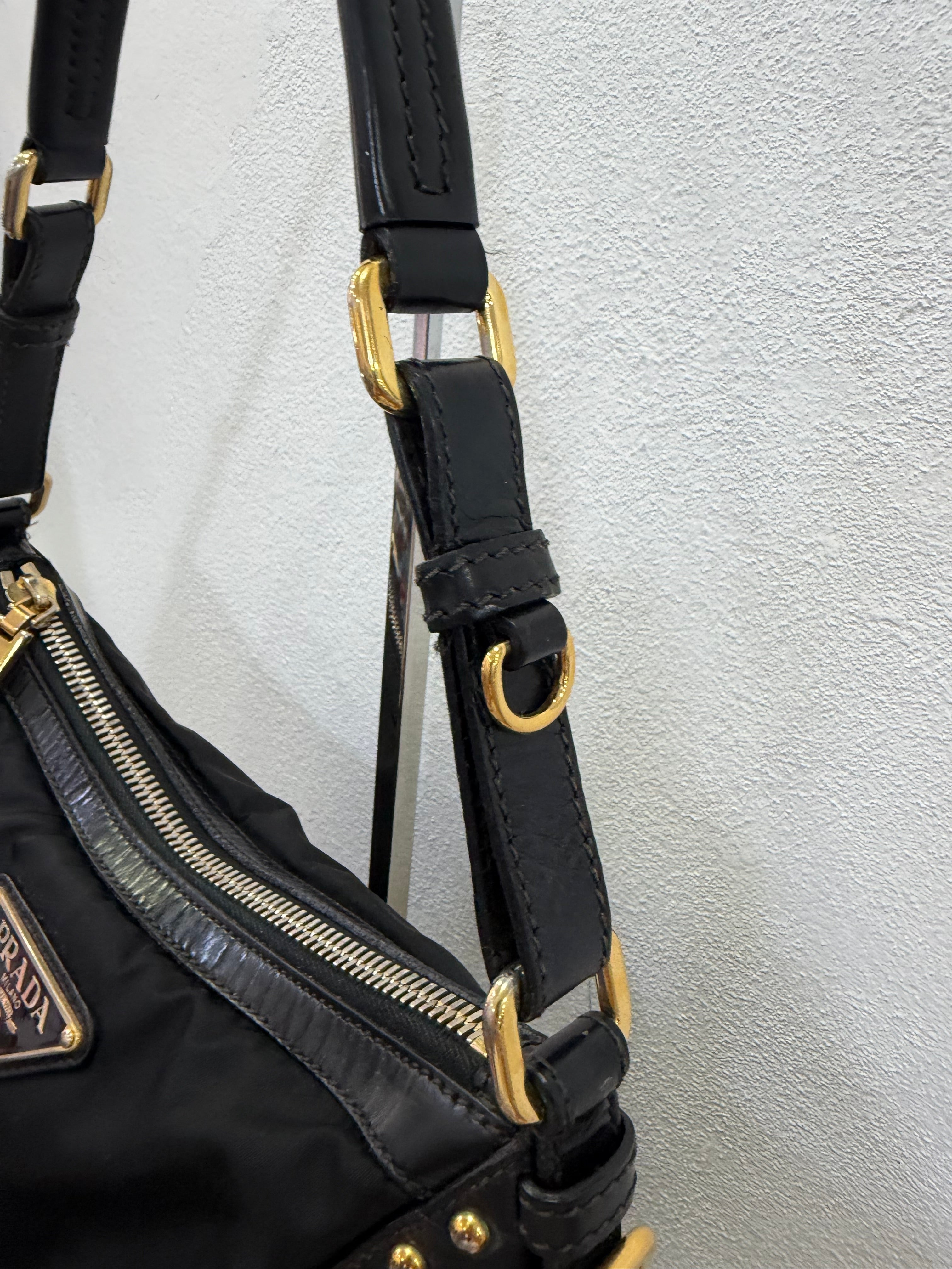 Prada Hobo Nylon e pelle spazzolata