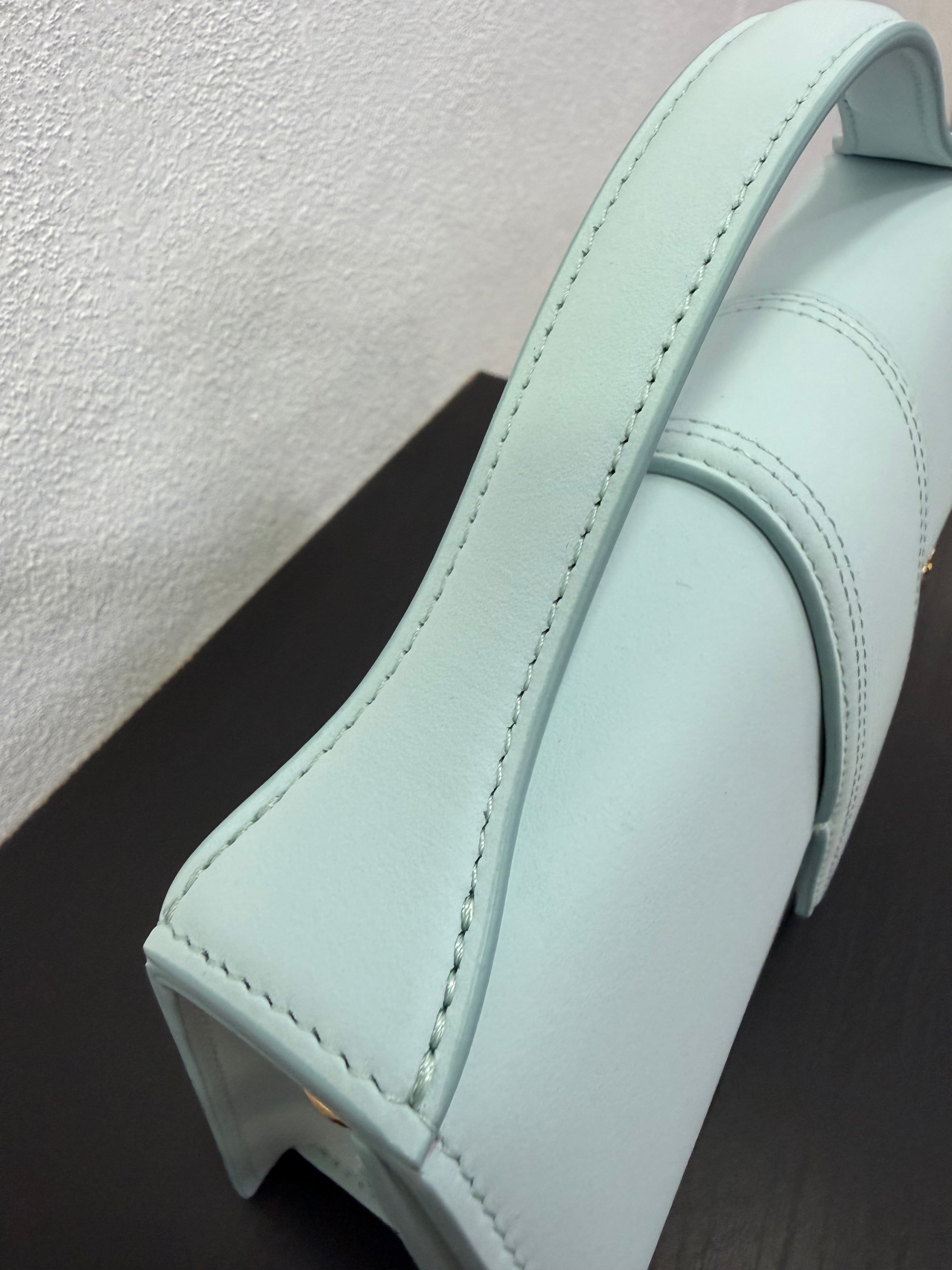 Jacquemus le Grand Bambino Azzurro cielo