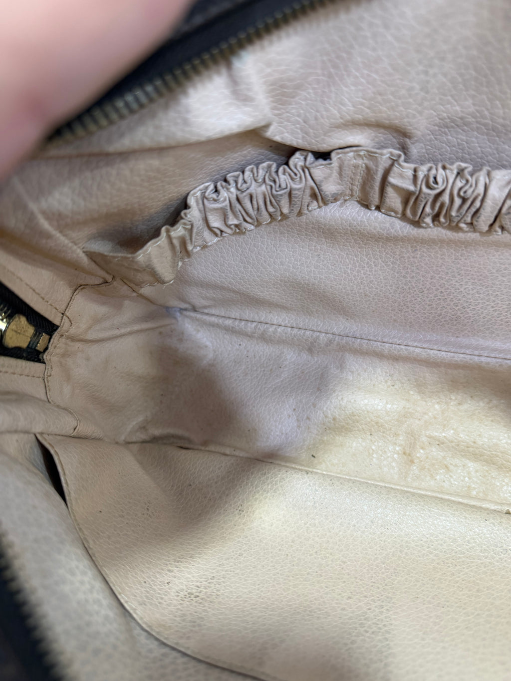 Louis Vuitton trousse 28