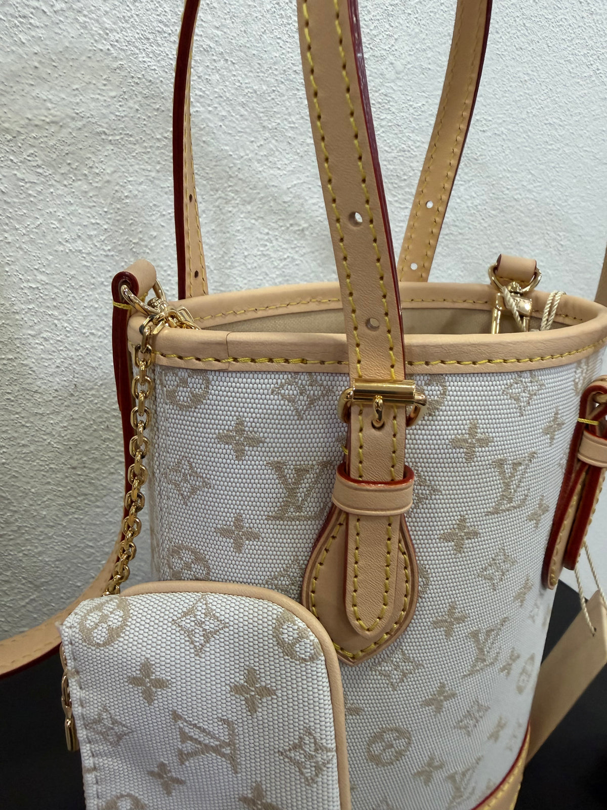 Louis Vuitton Nano Bucket Monog.
