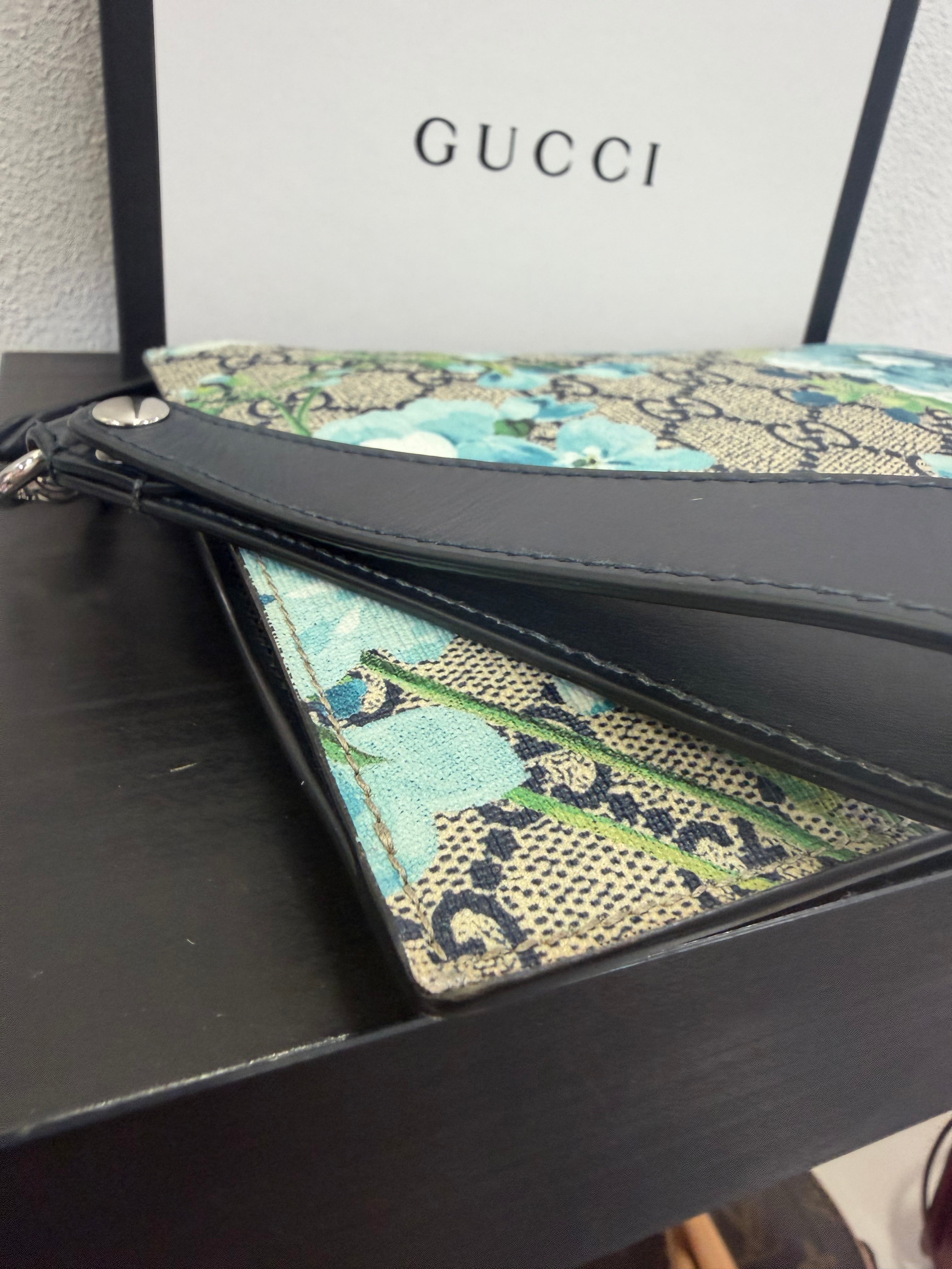 Gucci Pochette Flora