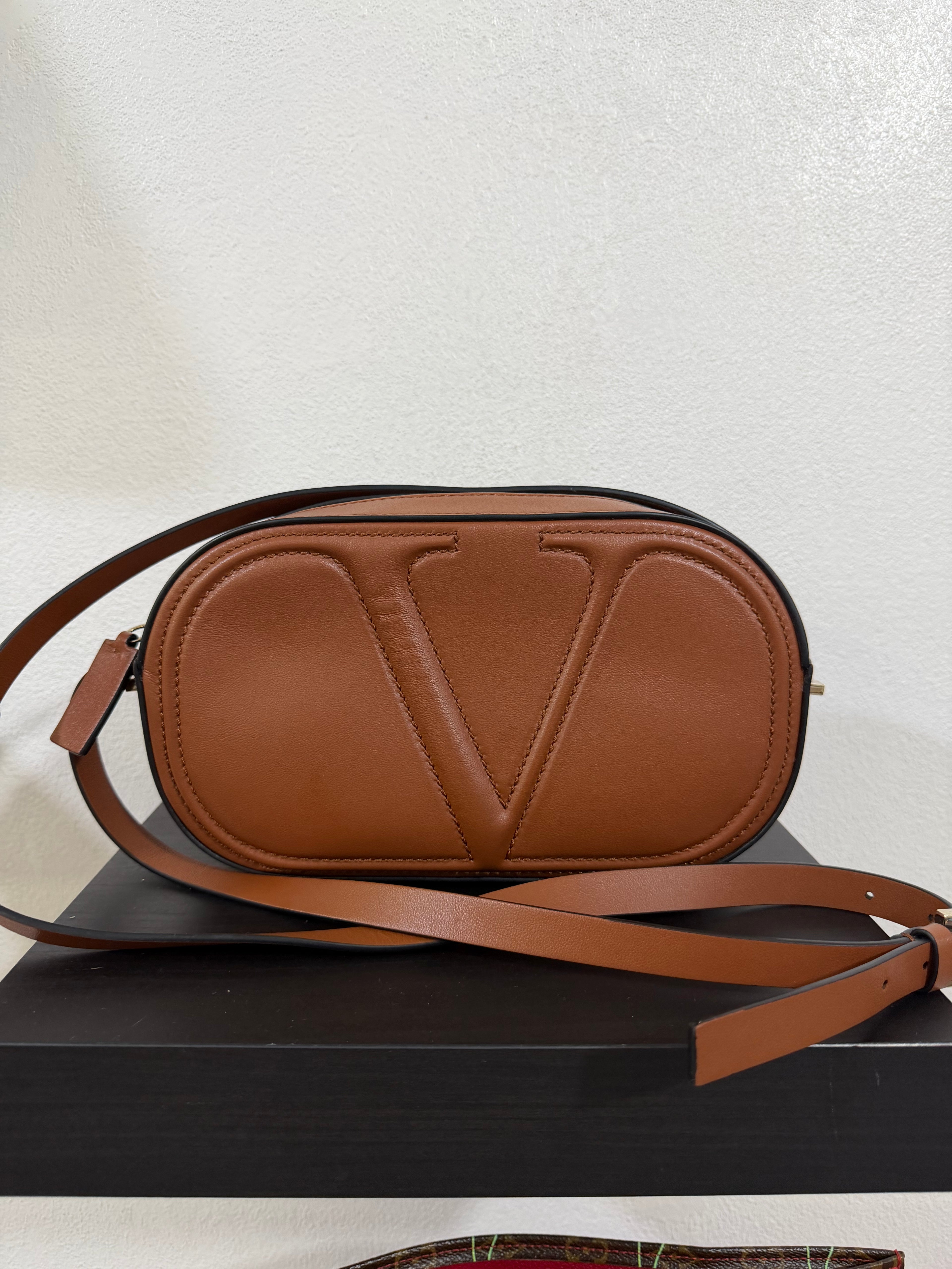 Valentino Garavani Camera Bag V Logo