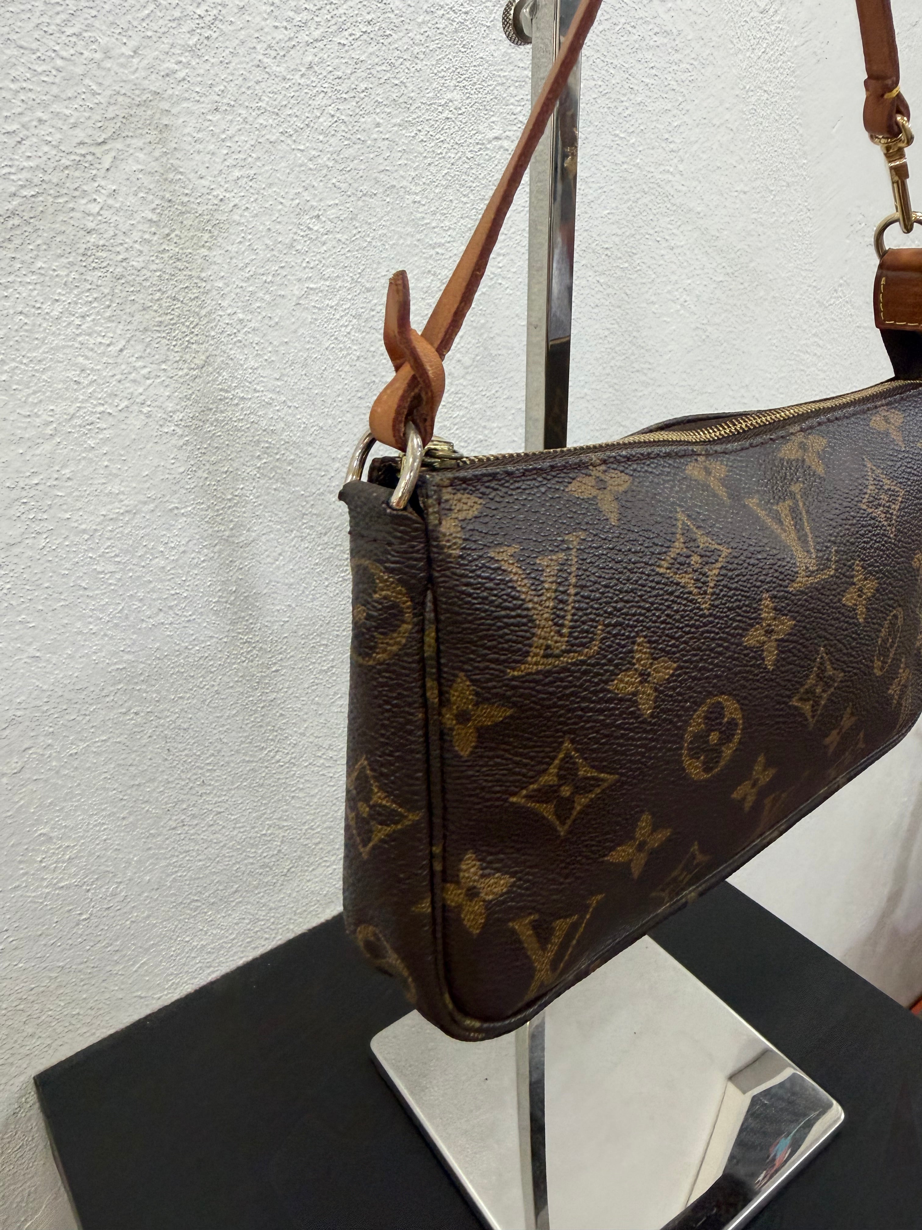Louis vuitton Pochette accessoires