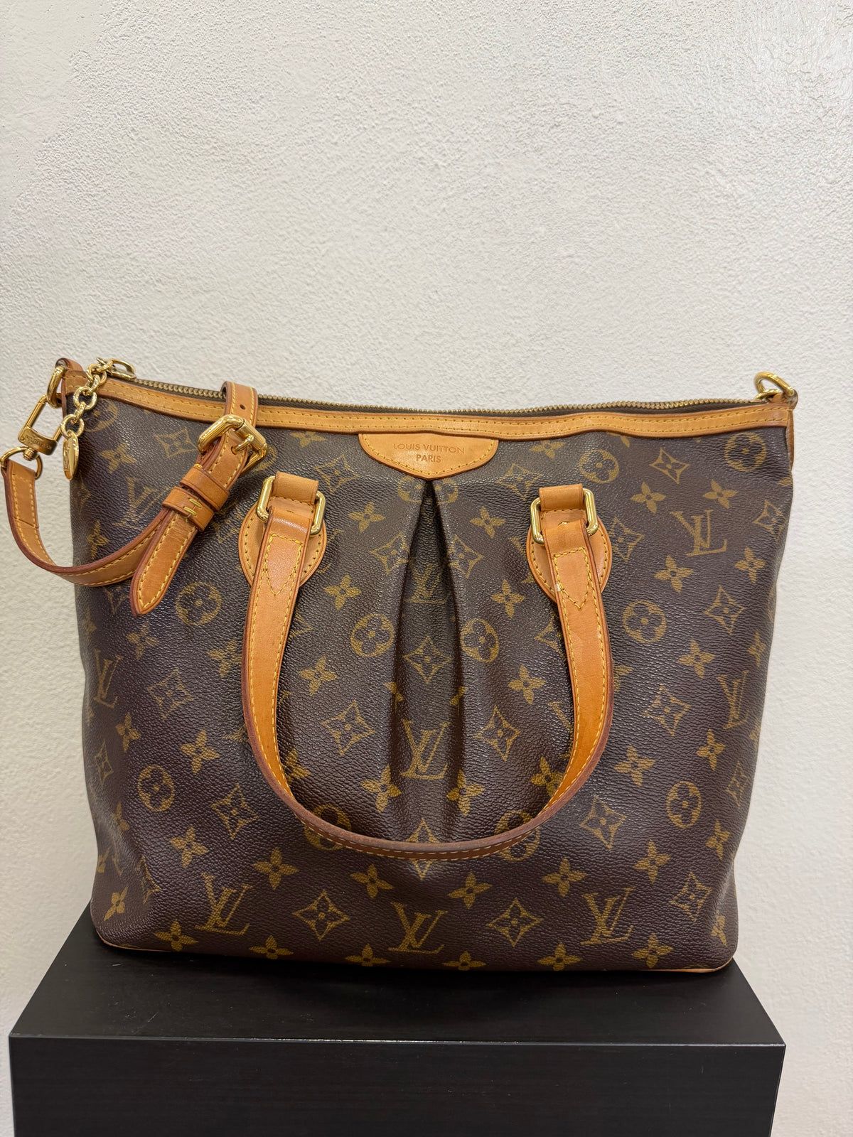 Louis Vuitton Palermo PM