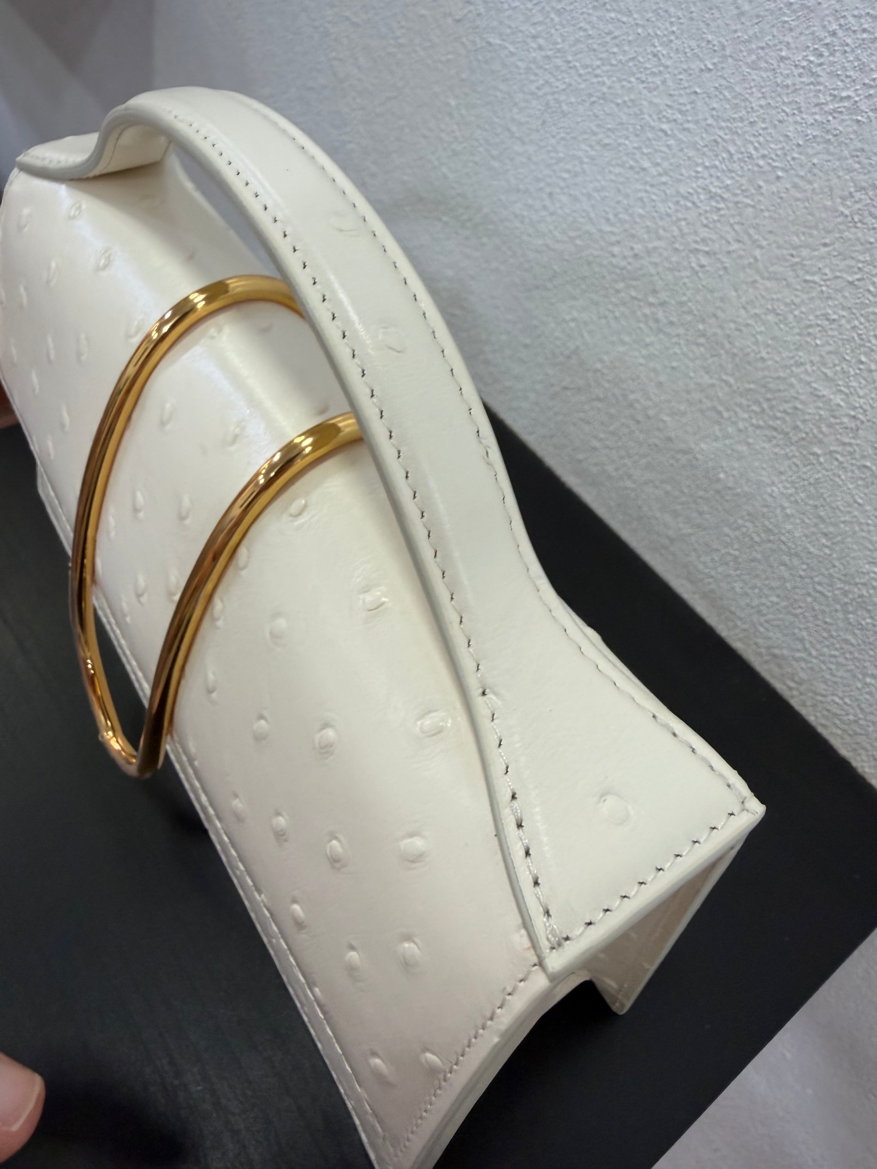 Jacquemus Le Grand Bambino Frame effetto struzzo