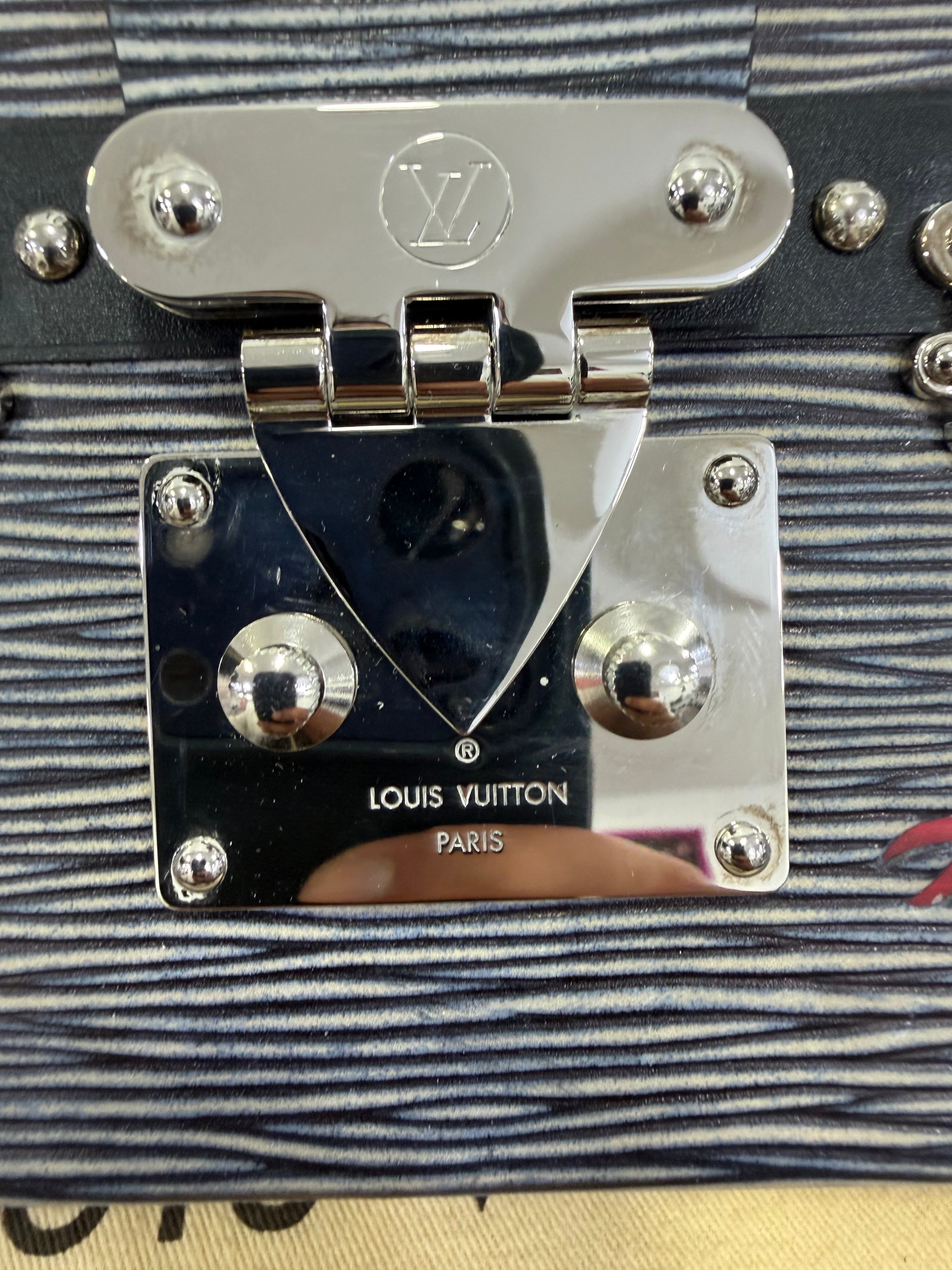 Louis vuitton Petit Malle in pelle Epi Blu con croci Rosse