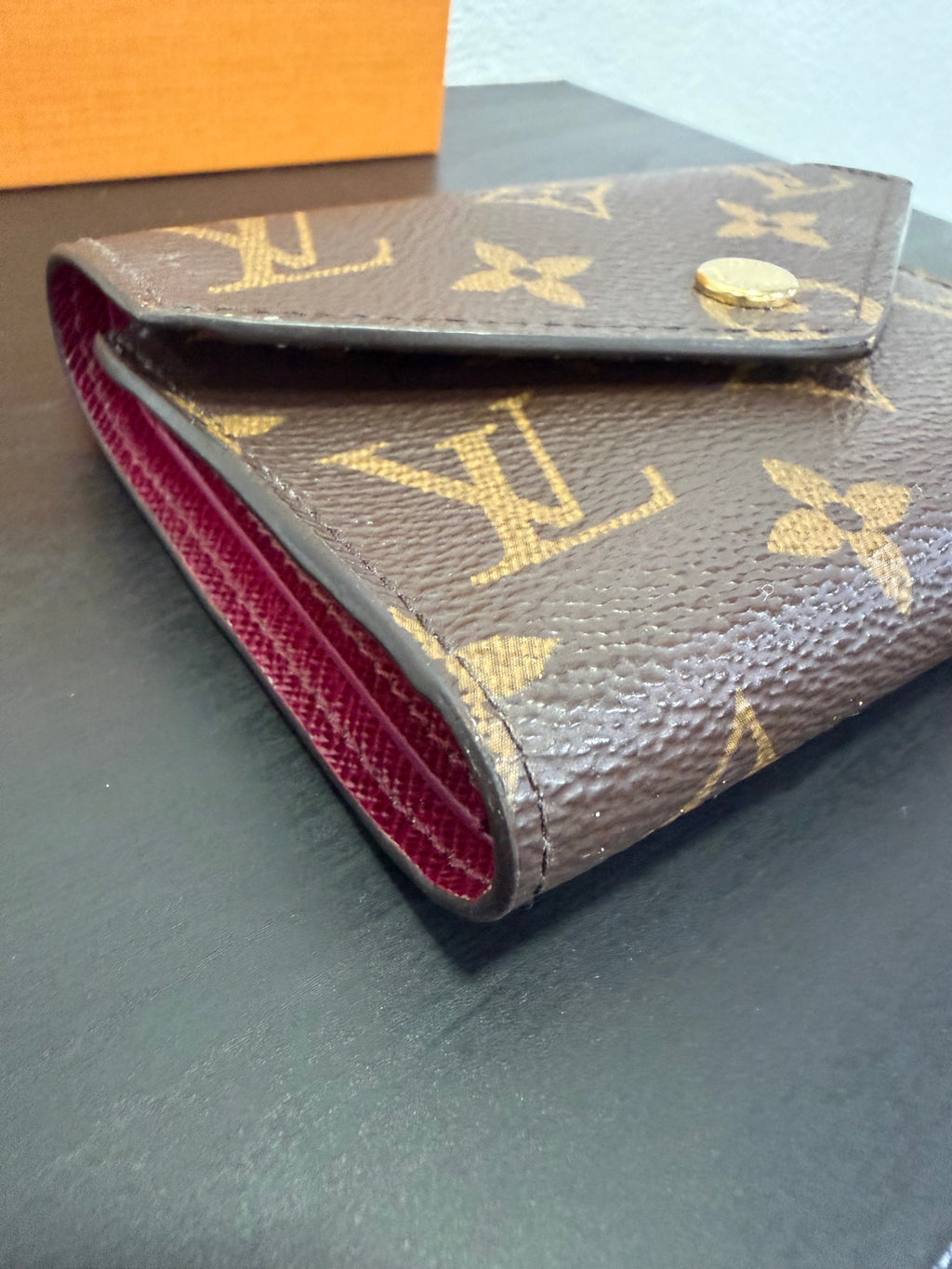 Louis Vuitton Portafogli Victorine Peonia