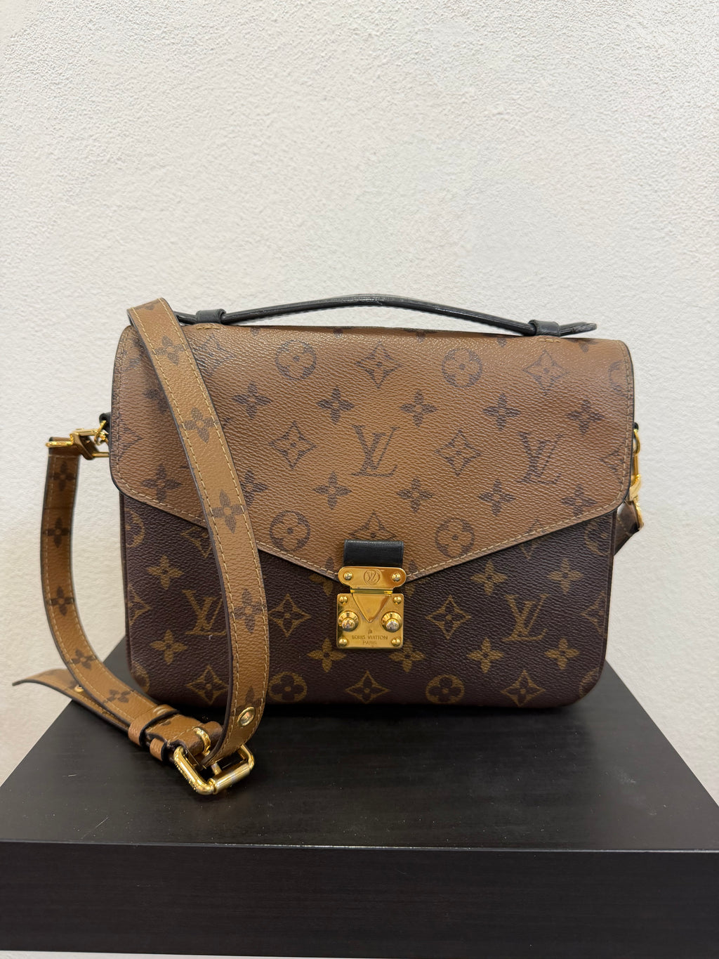 Louis vuitton Metis Reverse
