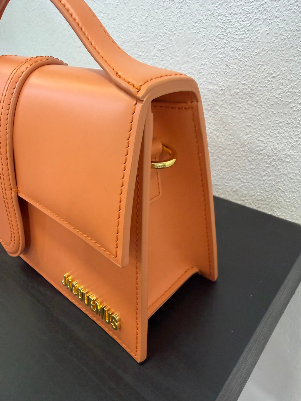 Jacquemus Le Grand Bambino Albicocca