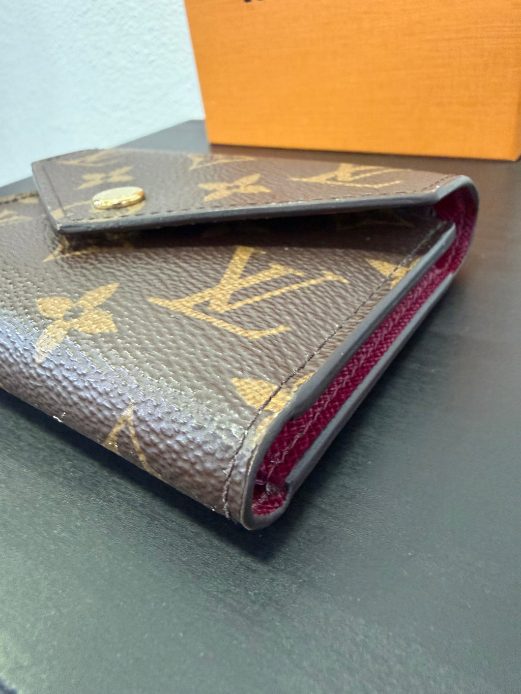 Louis Vuitton Portafogli Victorine Peonia