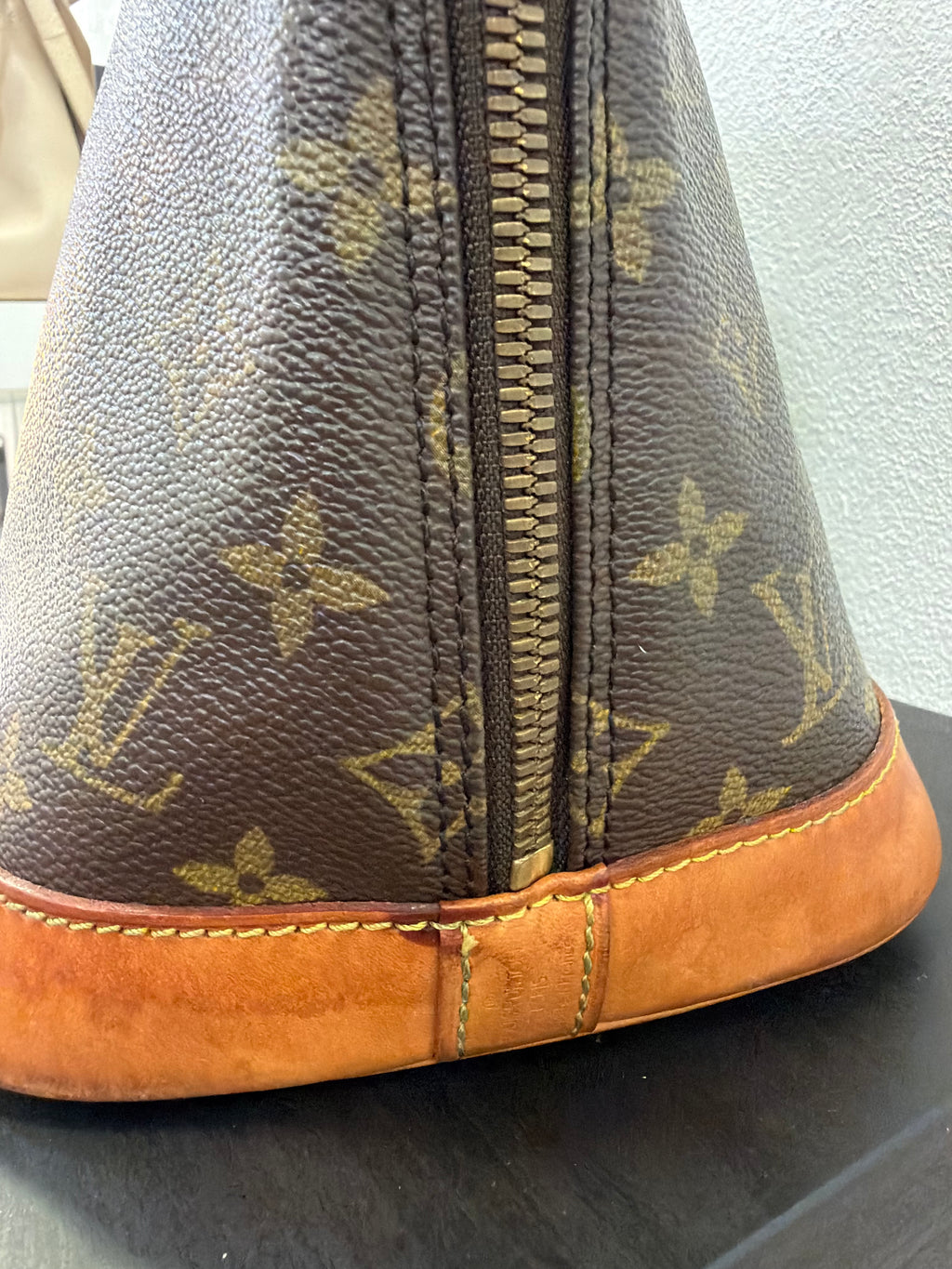Louis Vuitton Alma PM
