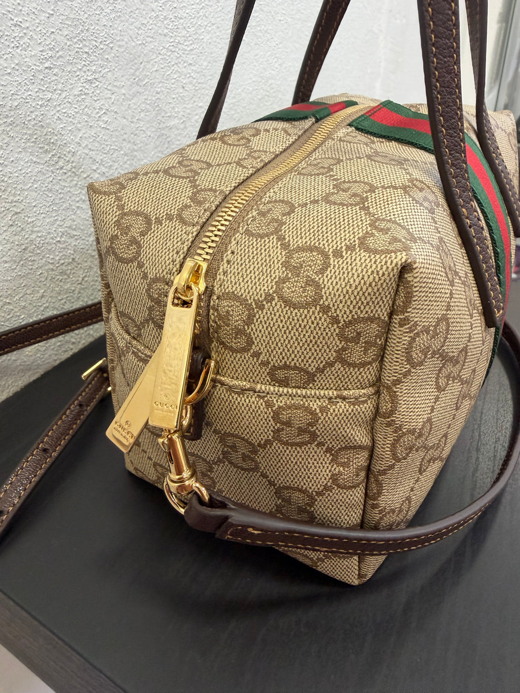 Gucci Mini Borsa Boston con dettaglio Web