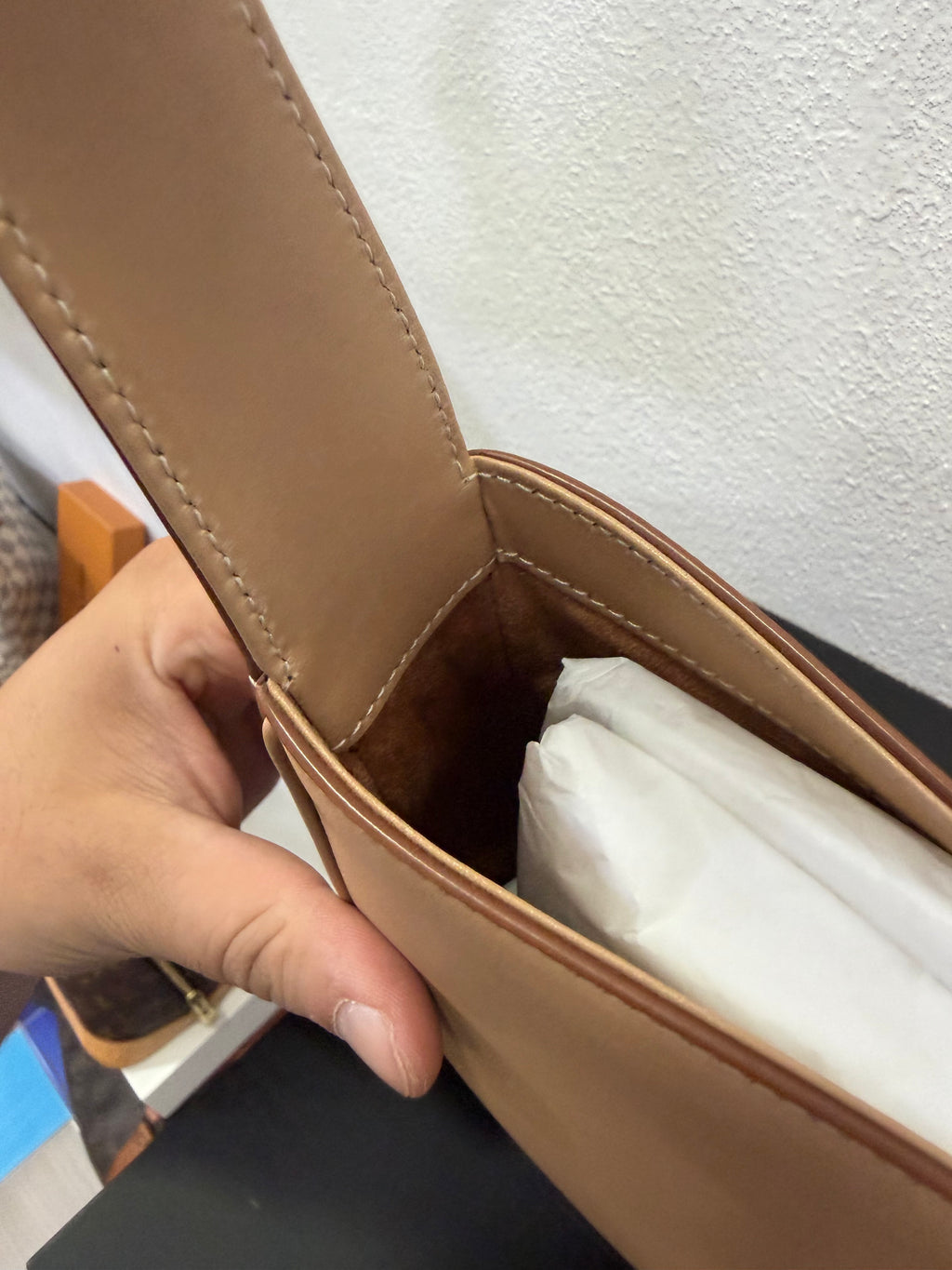 Saint Laurent Le 5 a 7 Hobo Grande