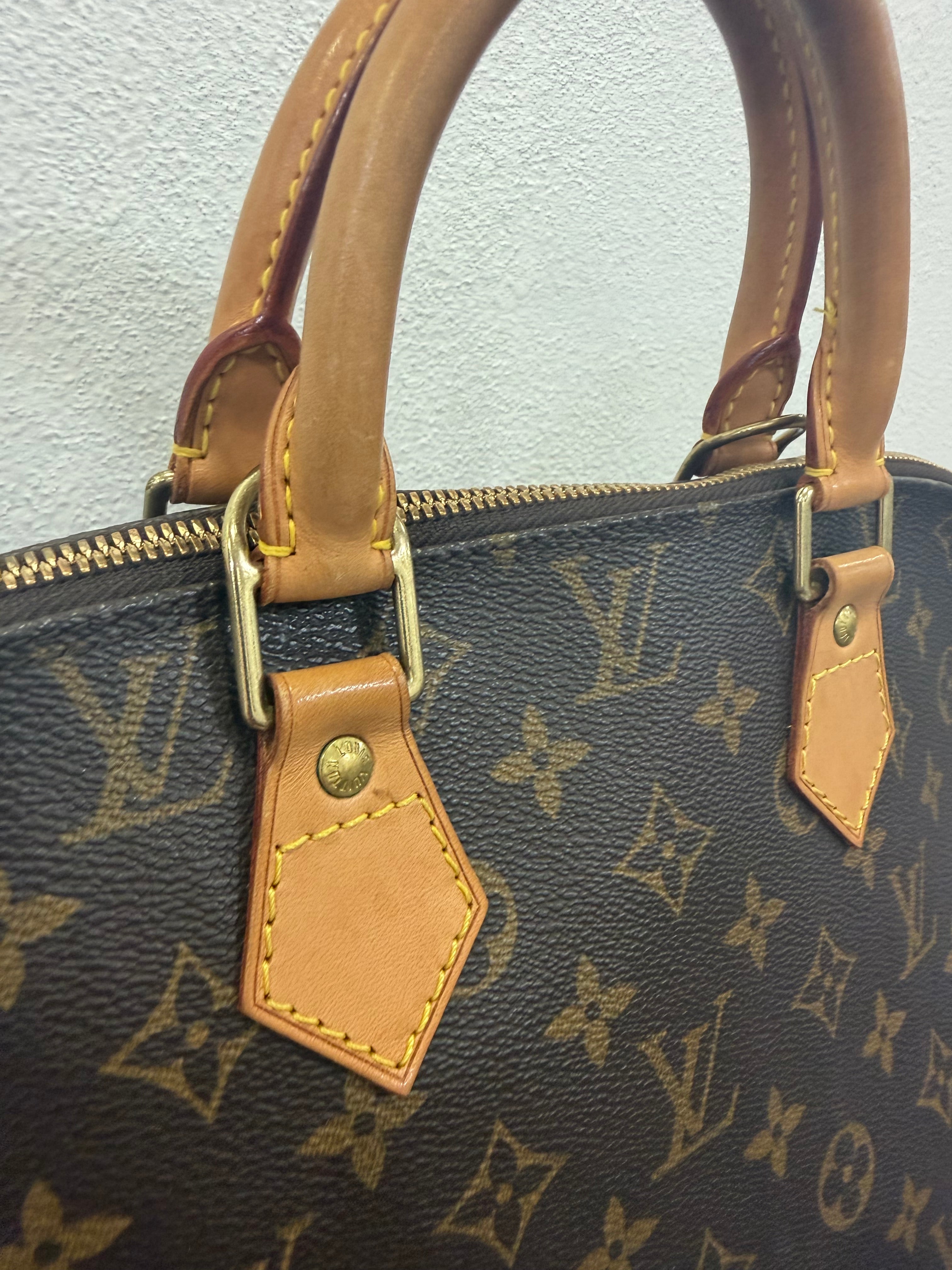 Louis Vuitton Alma PM