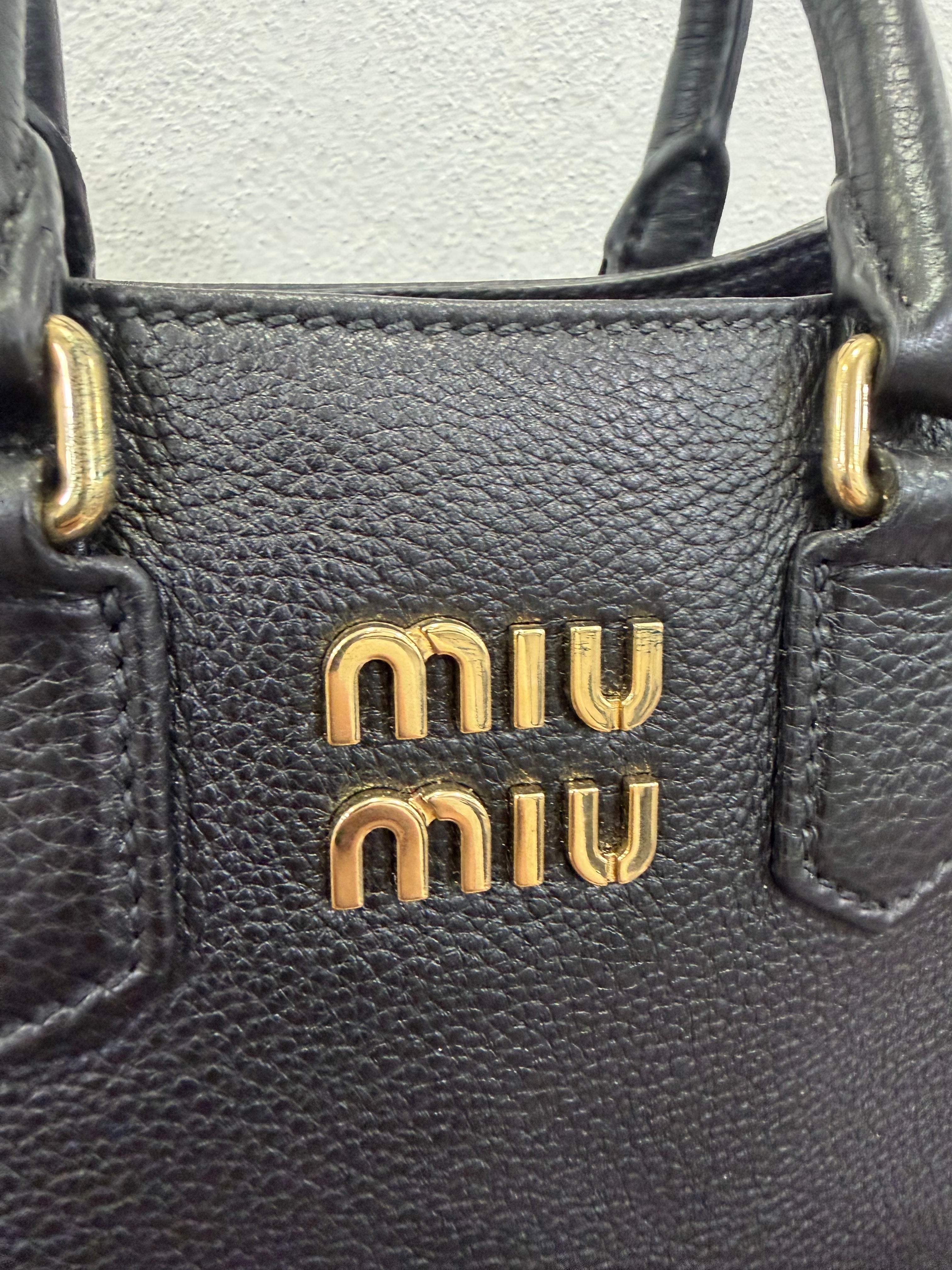 Miu Miu Borsa a tracolla in vitello Daino