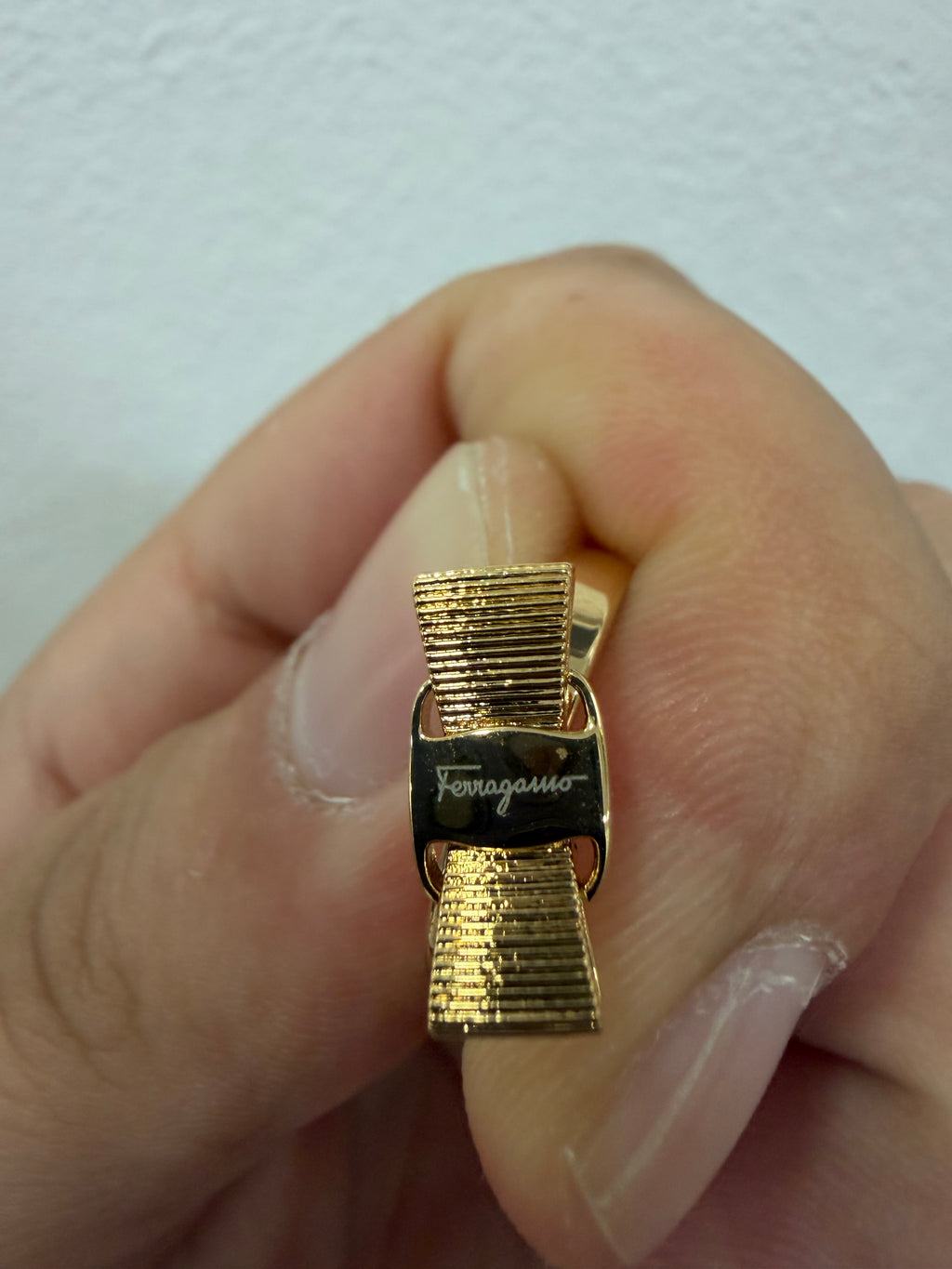 Ferragamo Anello con fiocco