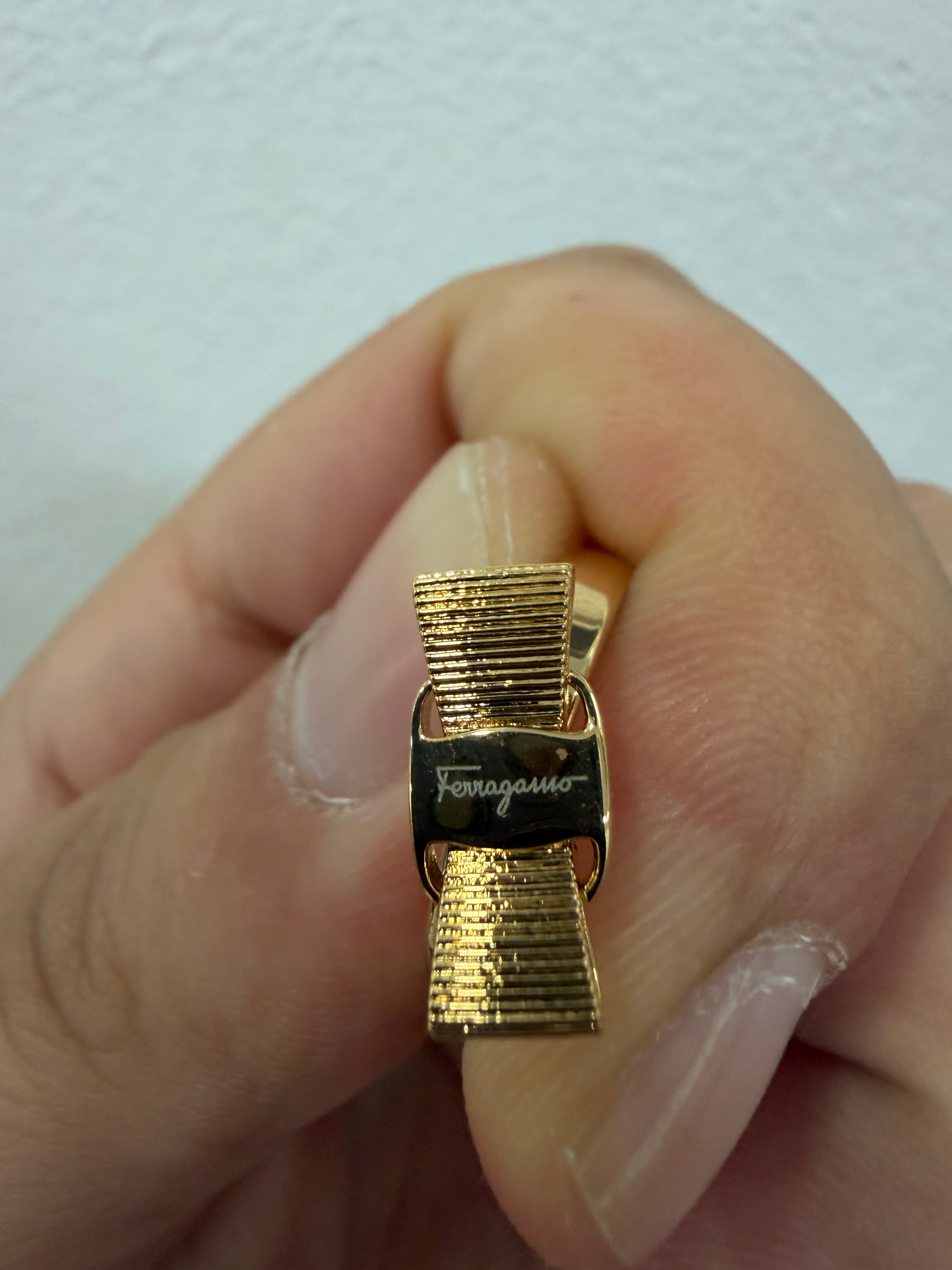 Ferragamo Anello con fiocco
