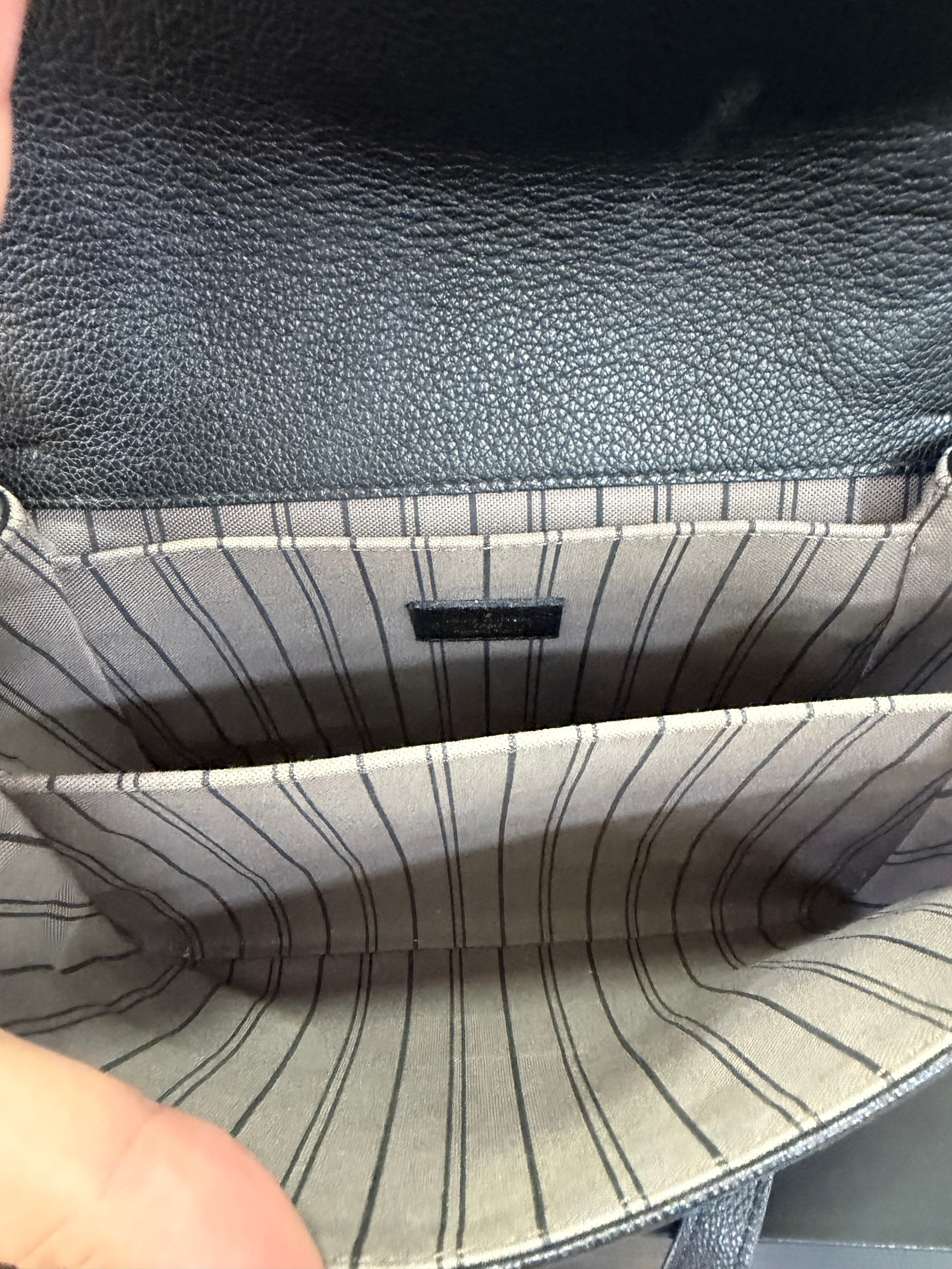 Louis Vuitton Metis Empreinte Nero