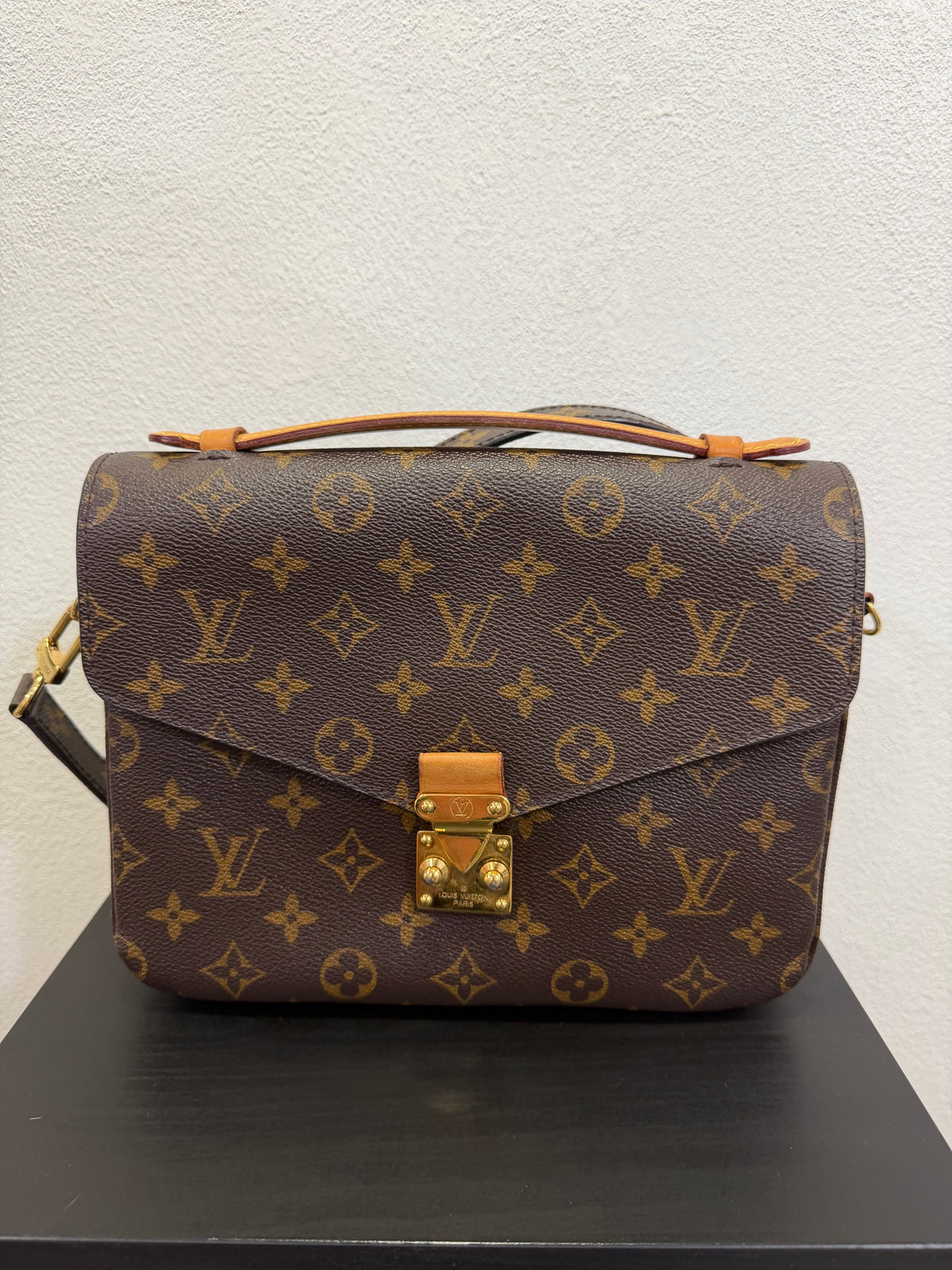 Louis Vuitton Metis Monogram