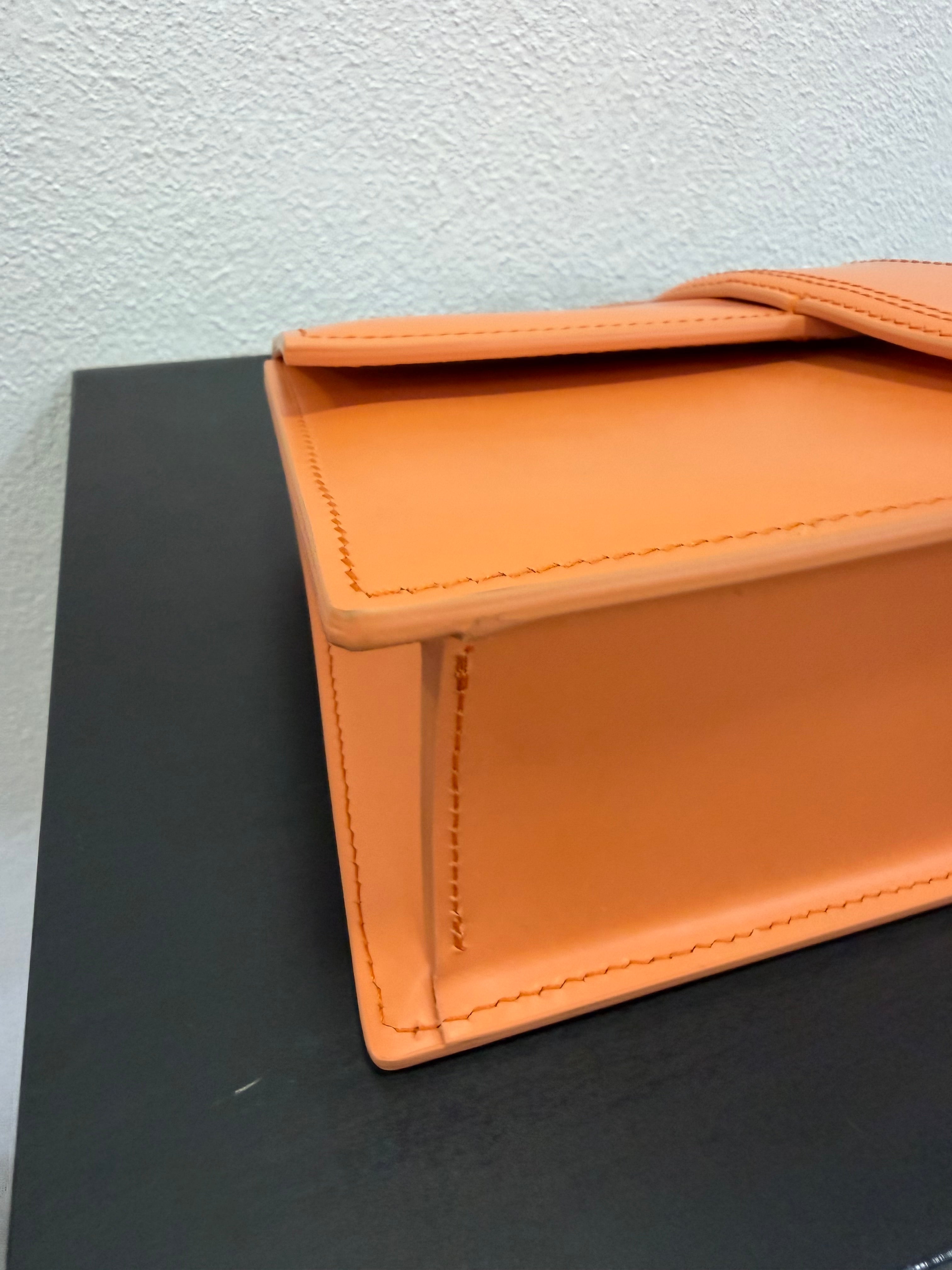 Jacquemus Le Grand Bambino Albicocca