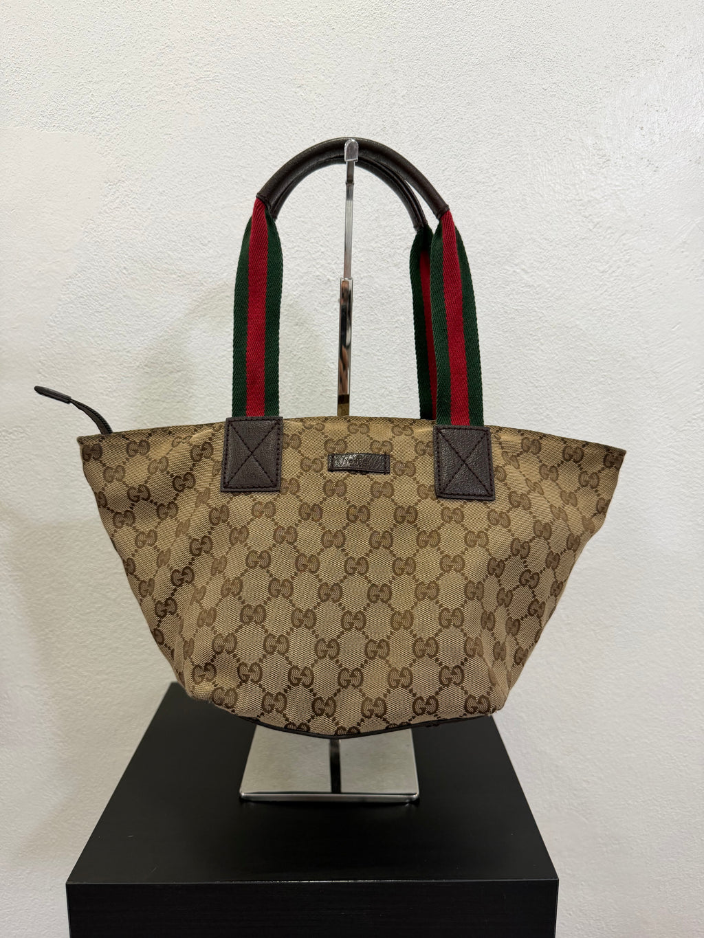 Gucci Mini Shopping GG Supreme