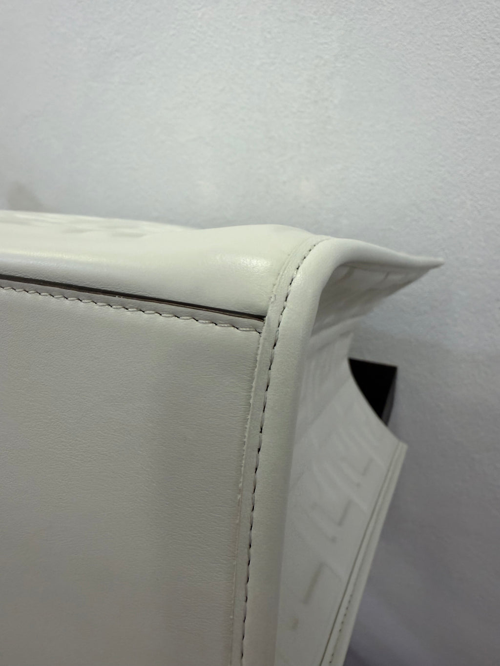 Fendi Sunshine Medium Bianco FF imbottito