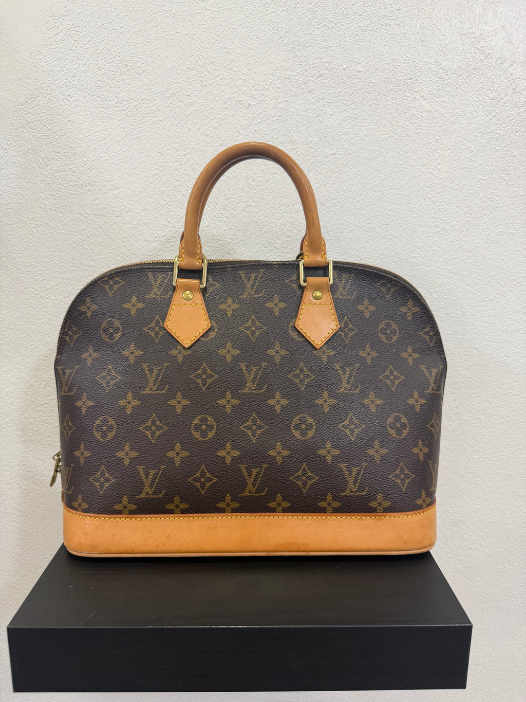 Louis Vuitton Alma PM