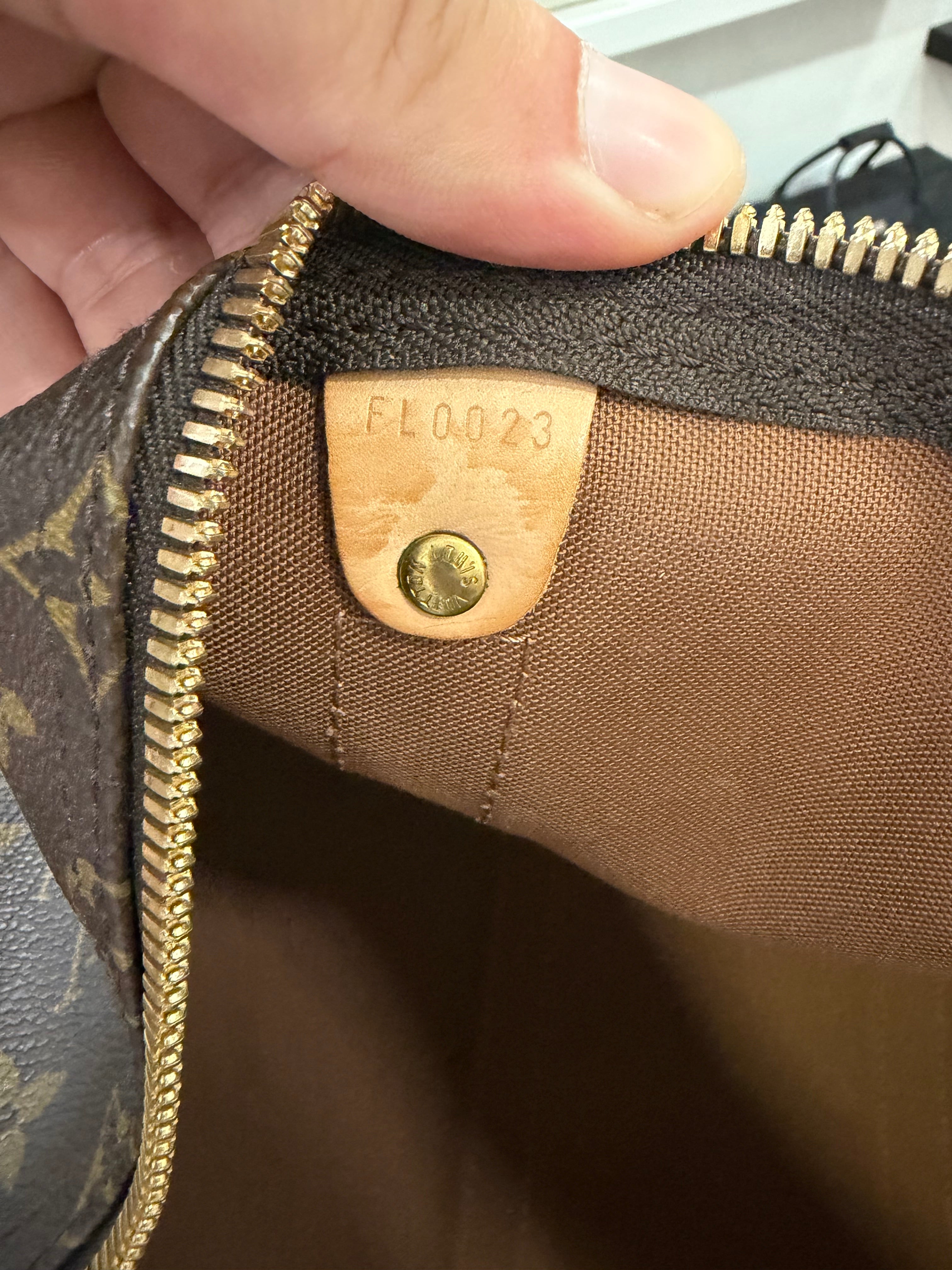 Louis Vuitton Keepall 50 Bandouliere