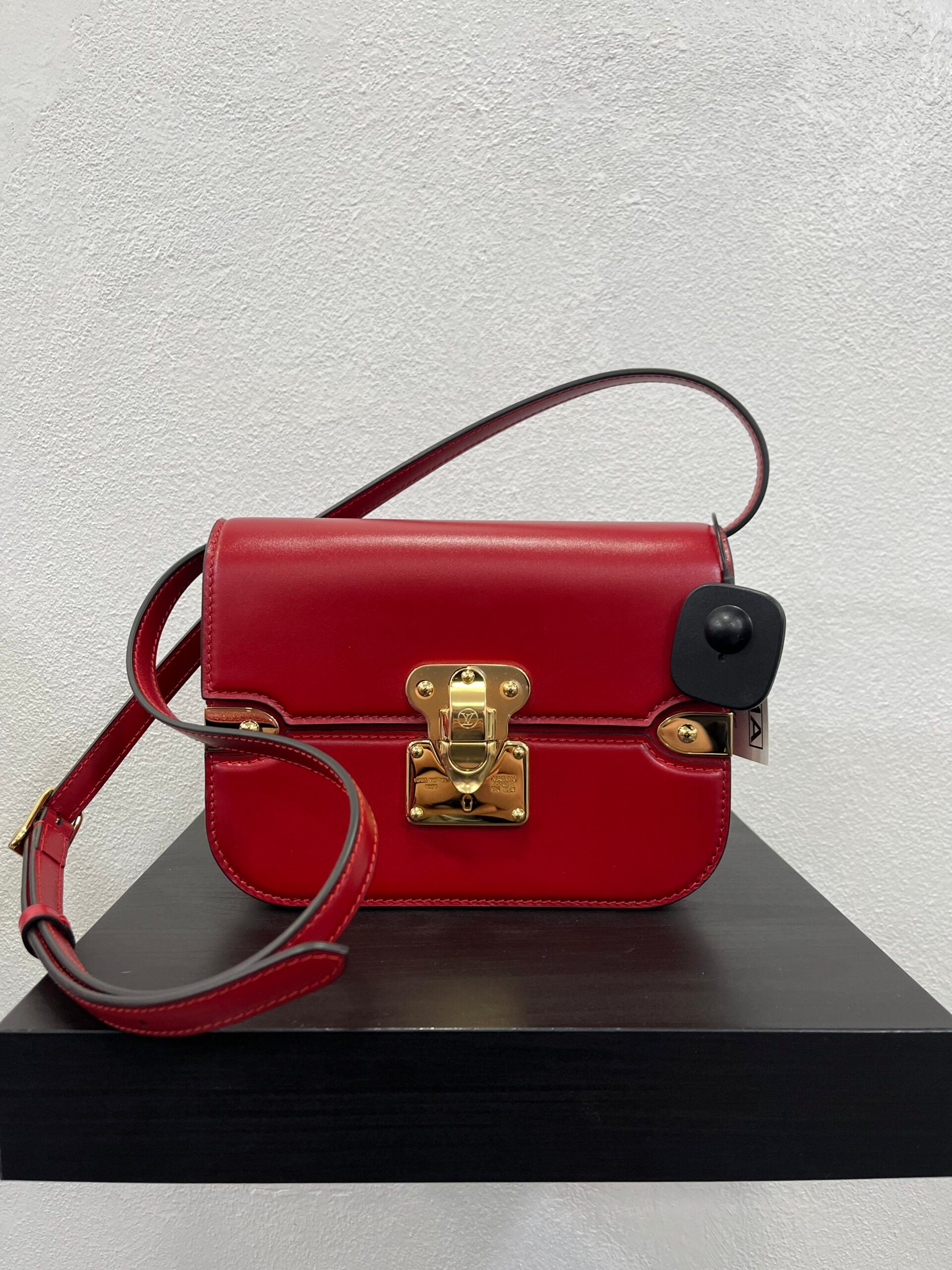 Louis Vuitton Orsay MM Rouge