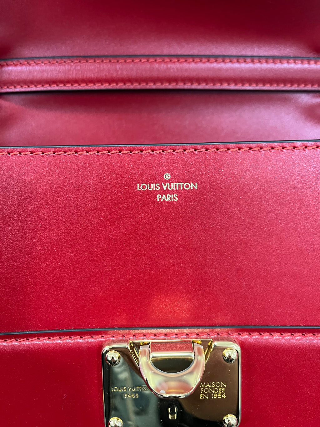 Louis Vuitton Orsay MM Rouge
