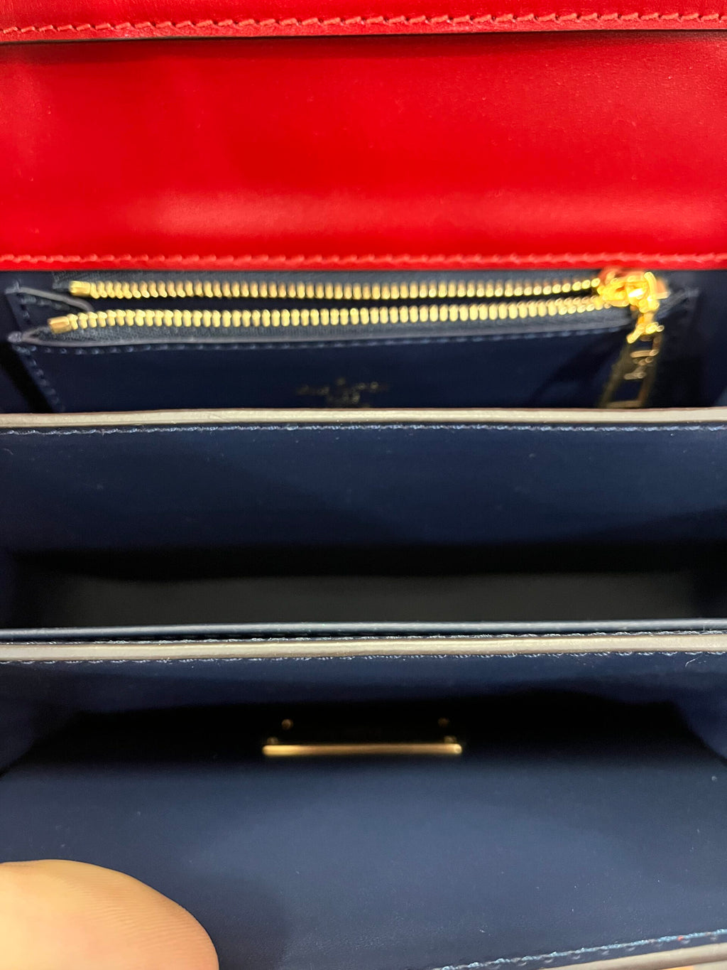 Louis Vuitton Orsay MM Rouge
