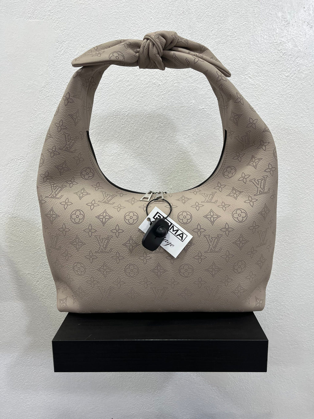 Louis Vuitton Why Knott MM Mahina