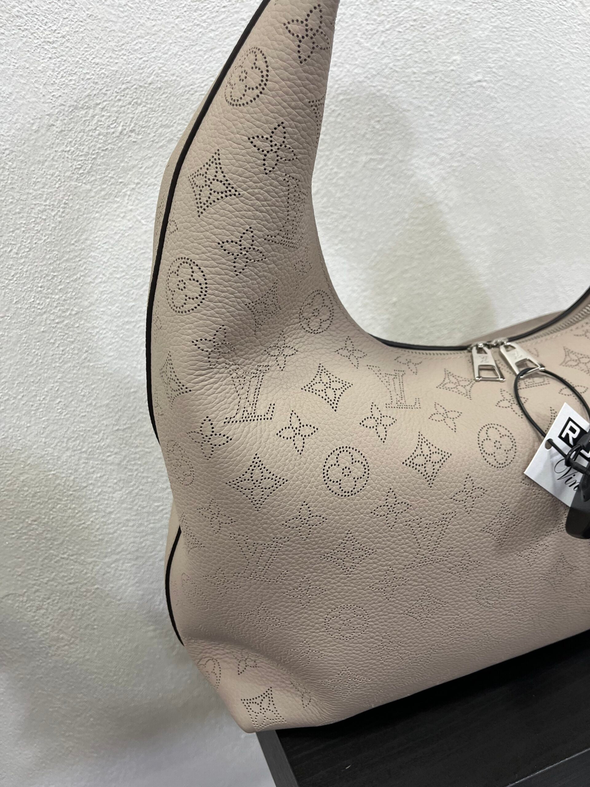 Louis Vuitton Why Knott MM Mahina