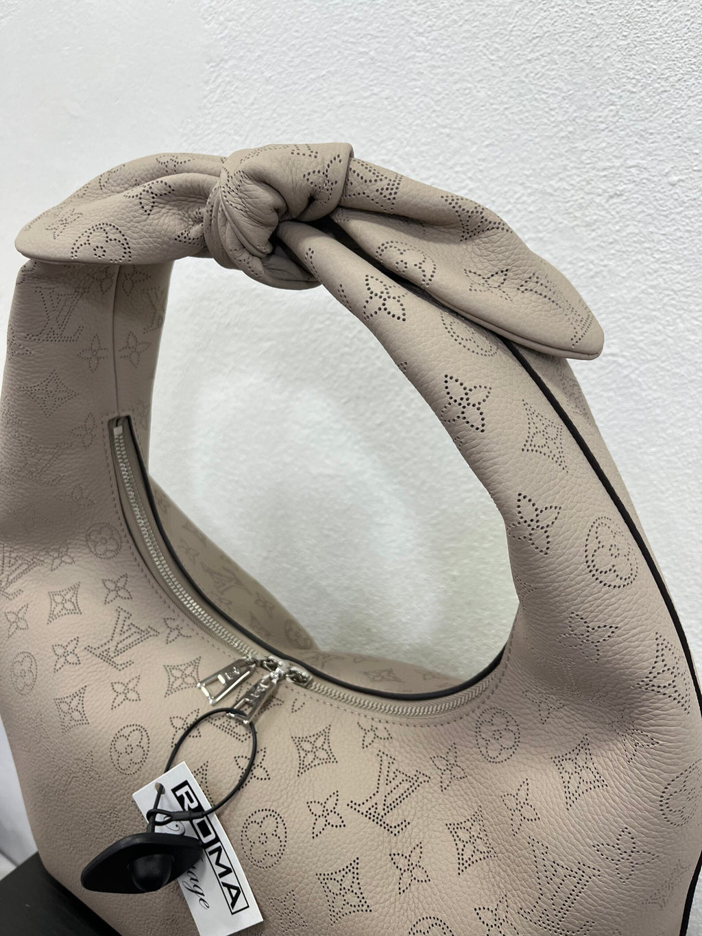 Louis Vuitton Why Knott MM Mahina