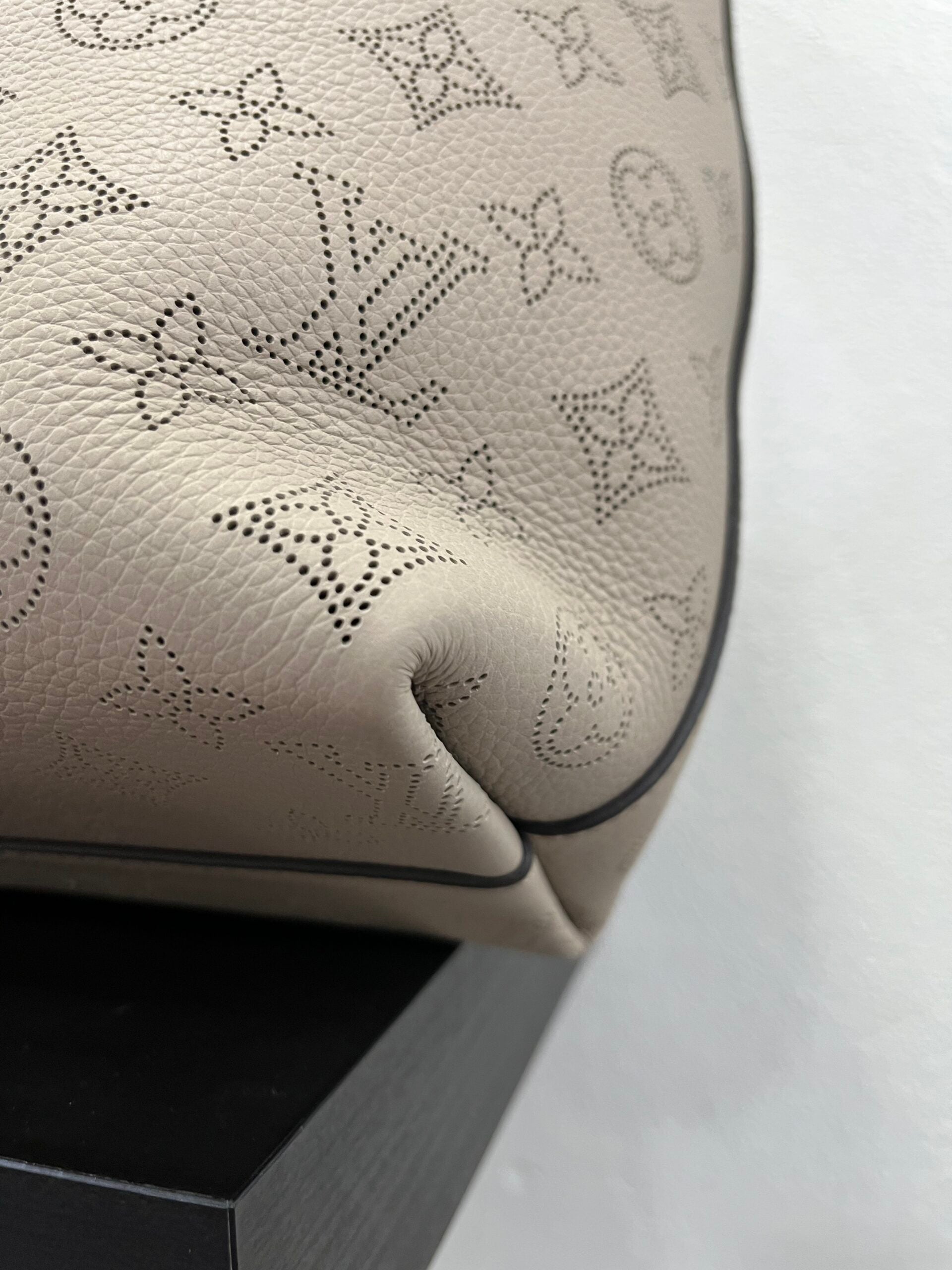 Louis Vuitton Why Knott MM Mahina