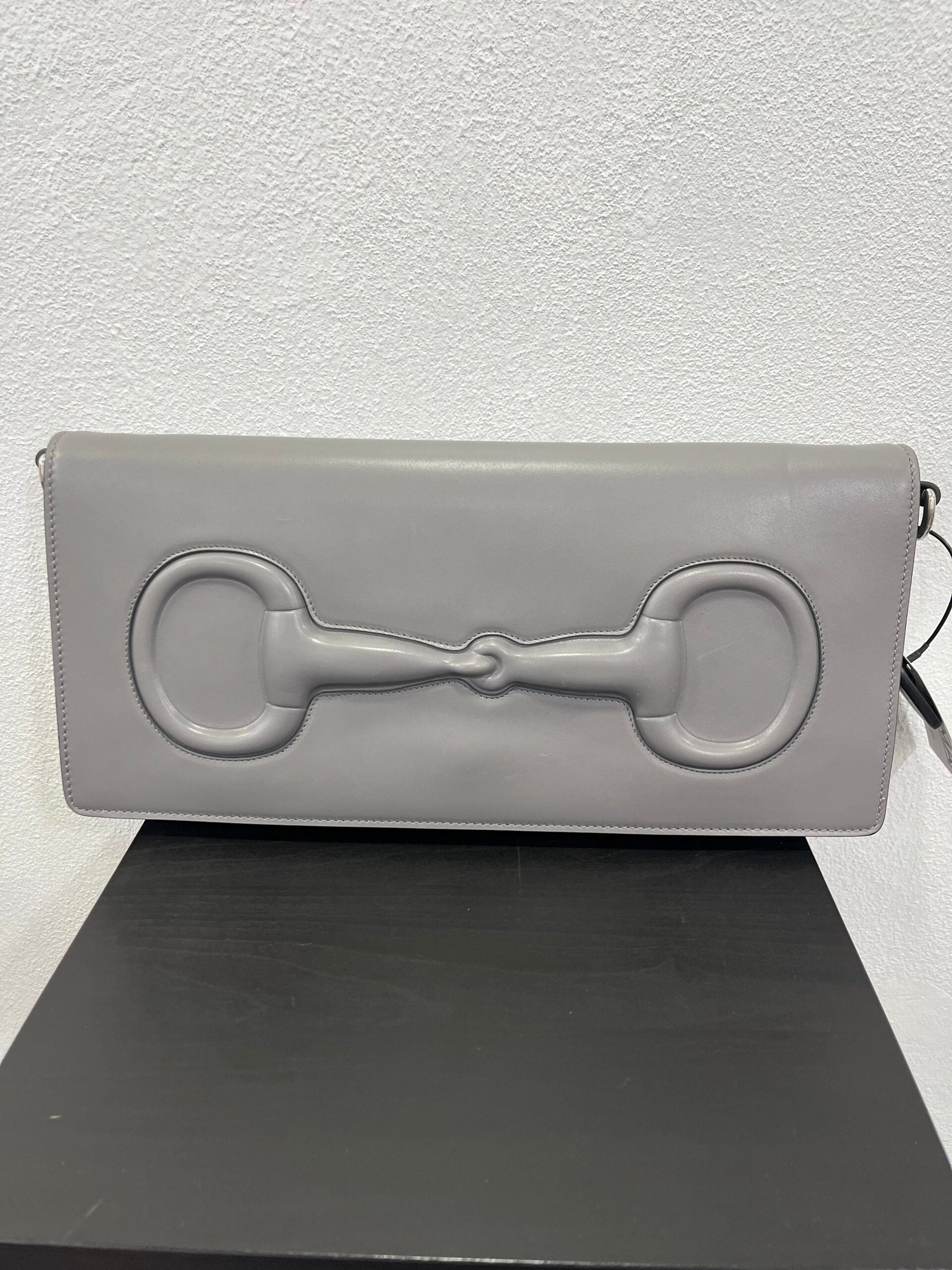 Gucci Clutch Horsebit in pelle grigia