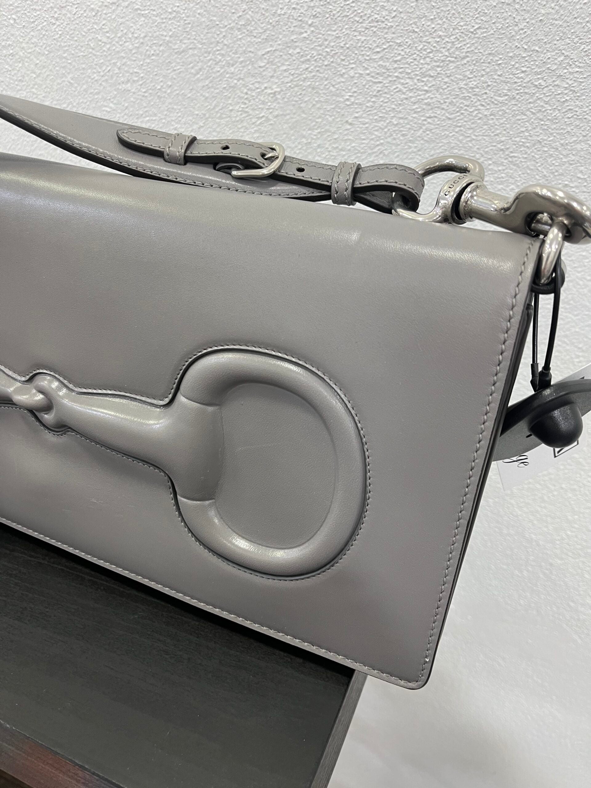 Gucci Clutch Horsebit in pelle grigia