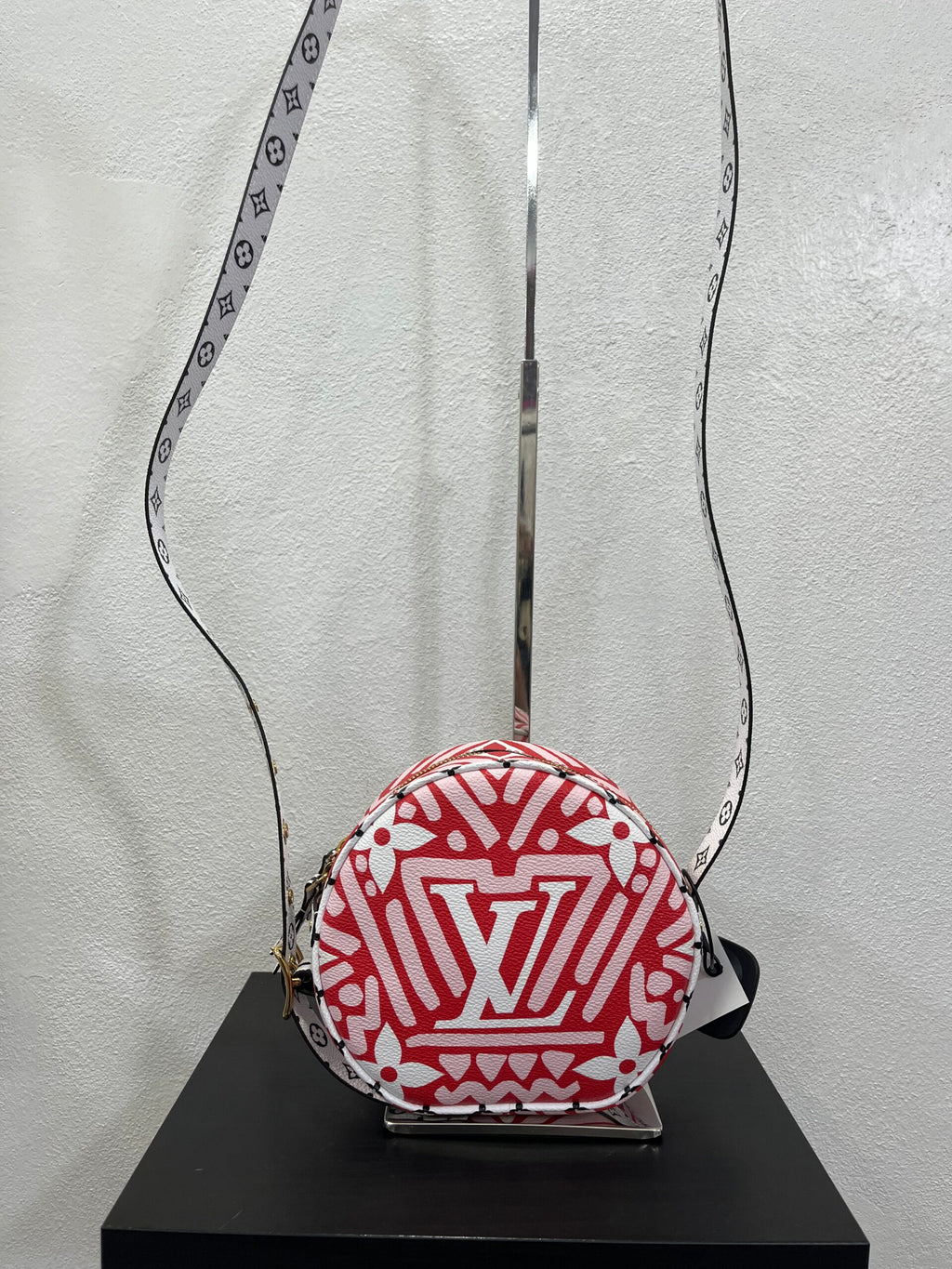 Louis Vuitton Boite Chapeau Crafty Limited Edition