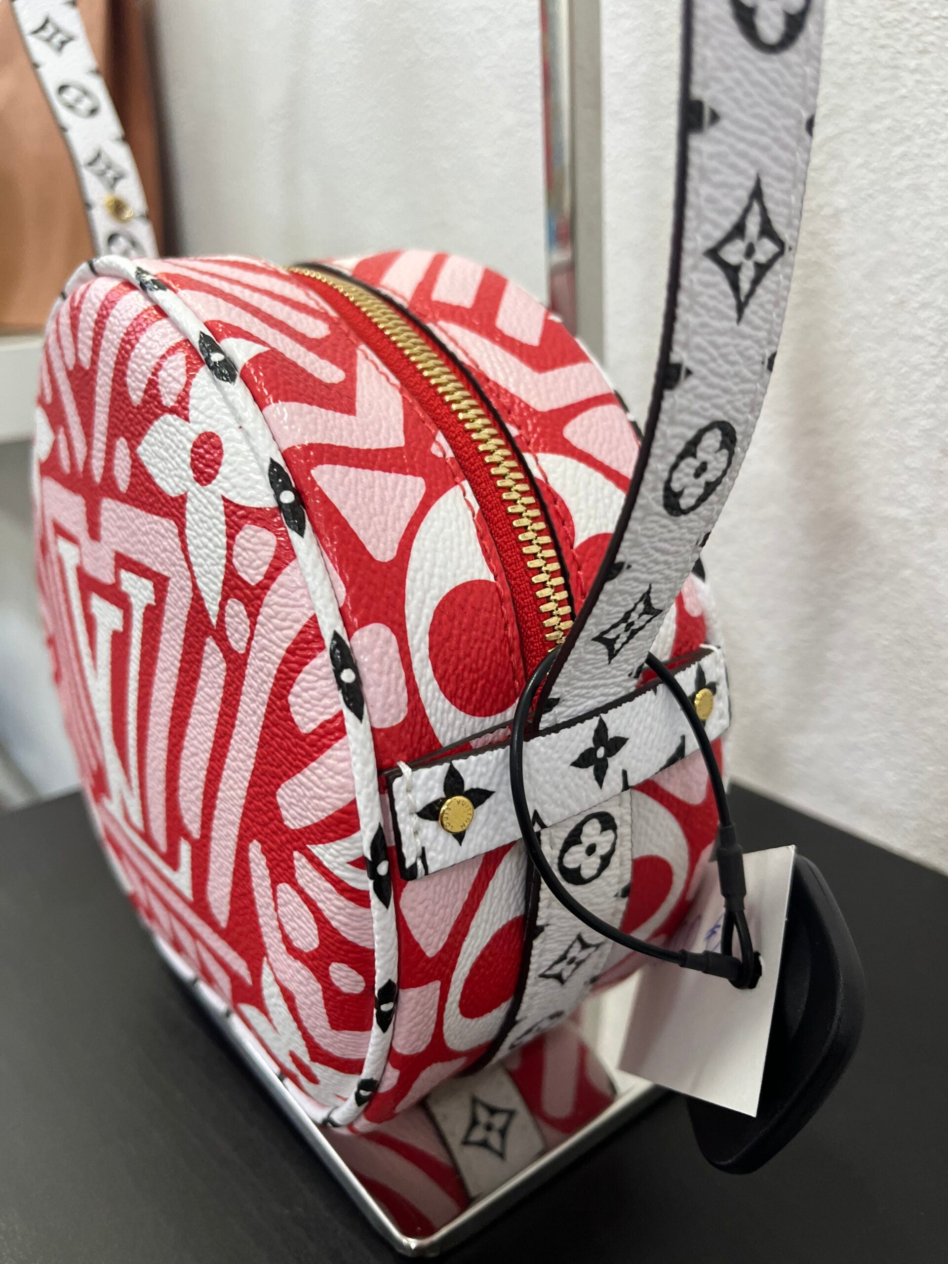 Louis Vuitton Boite Chapeau Crafty Limited Edition